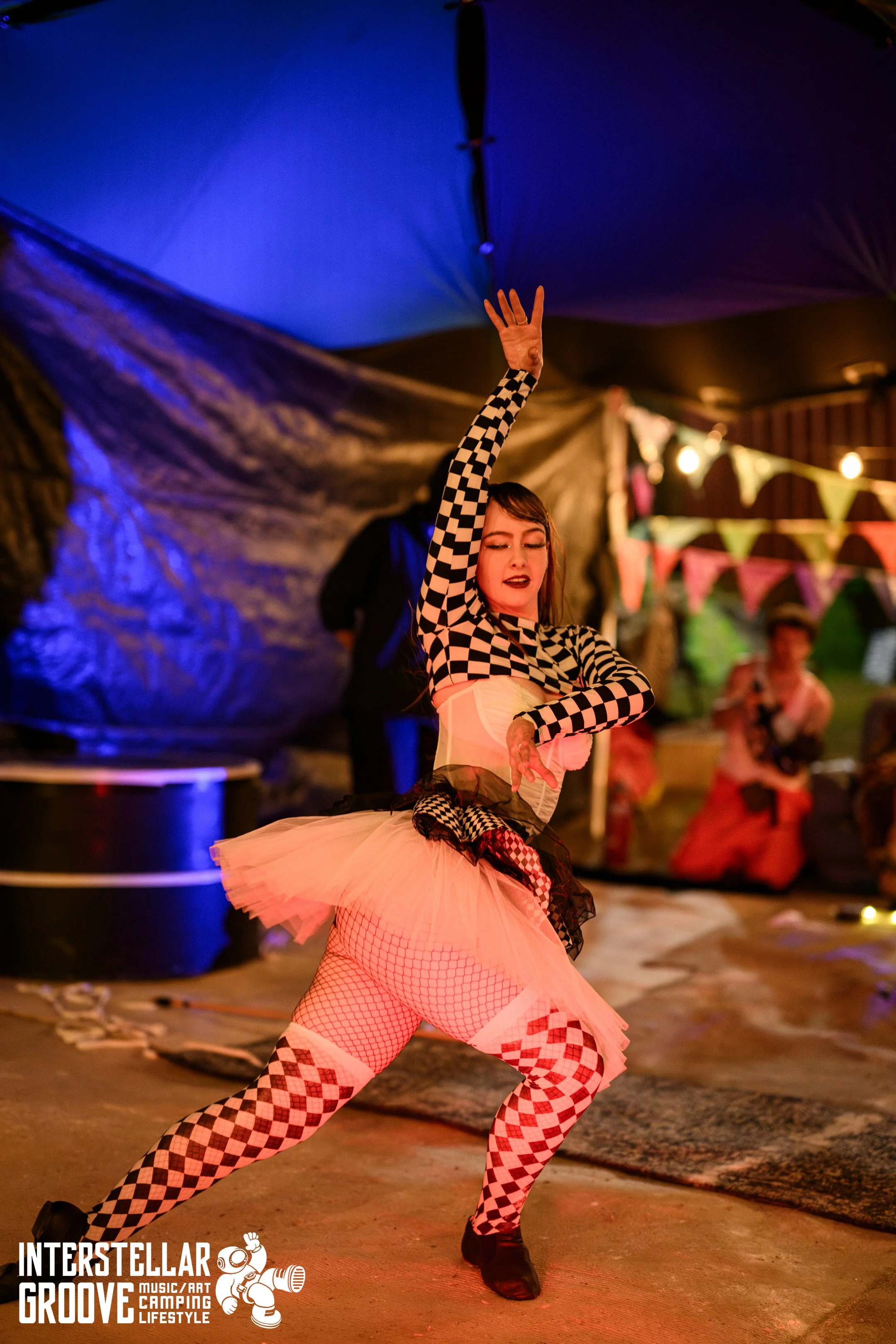 Interstella-Grooves_Finals_Pickupjosh 96.jpg