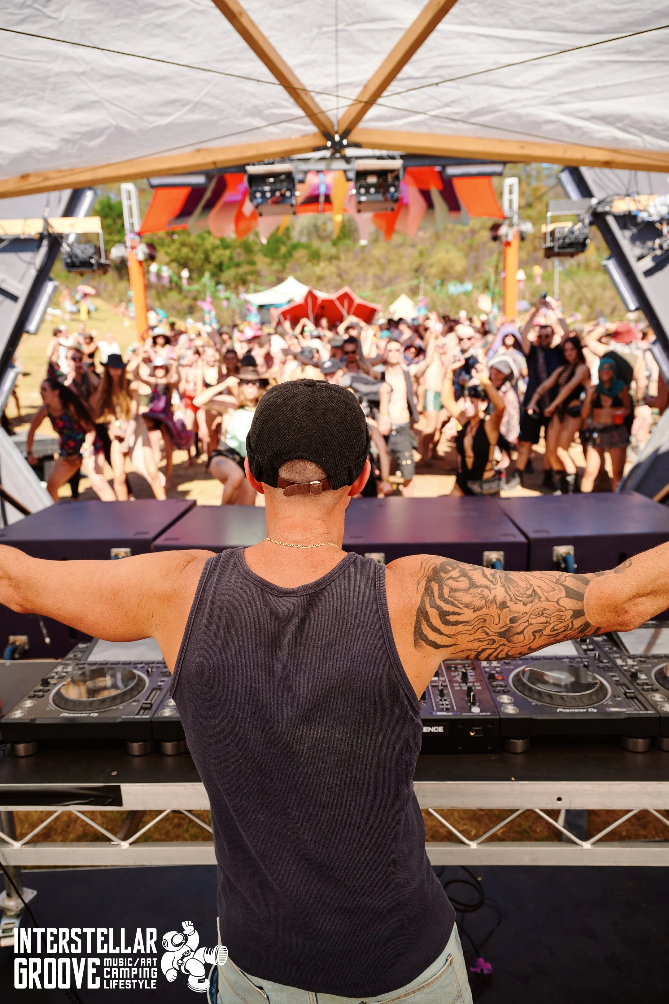 Interstella-Grooves_Finals_Pickupjosh 274.jpg