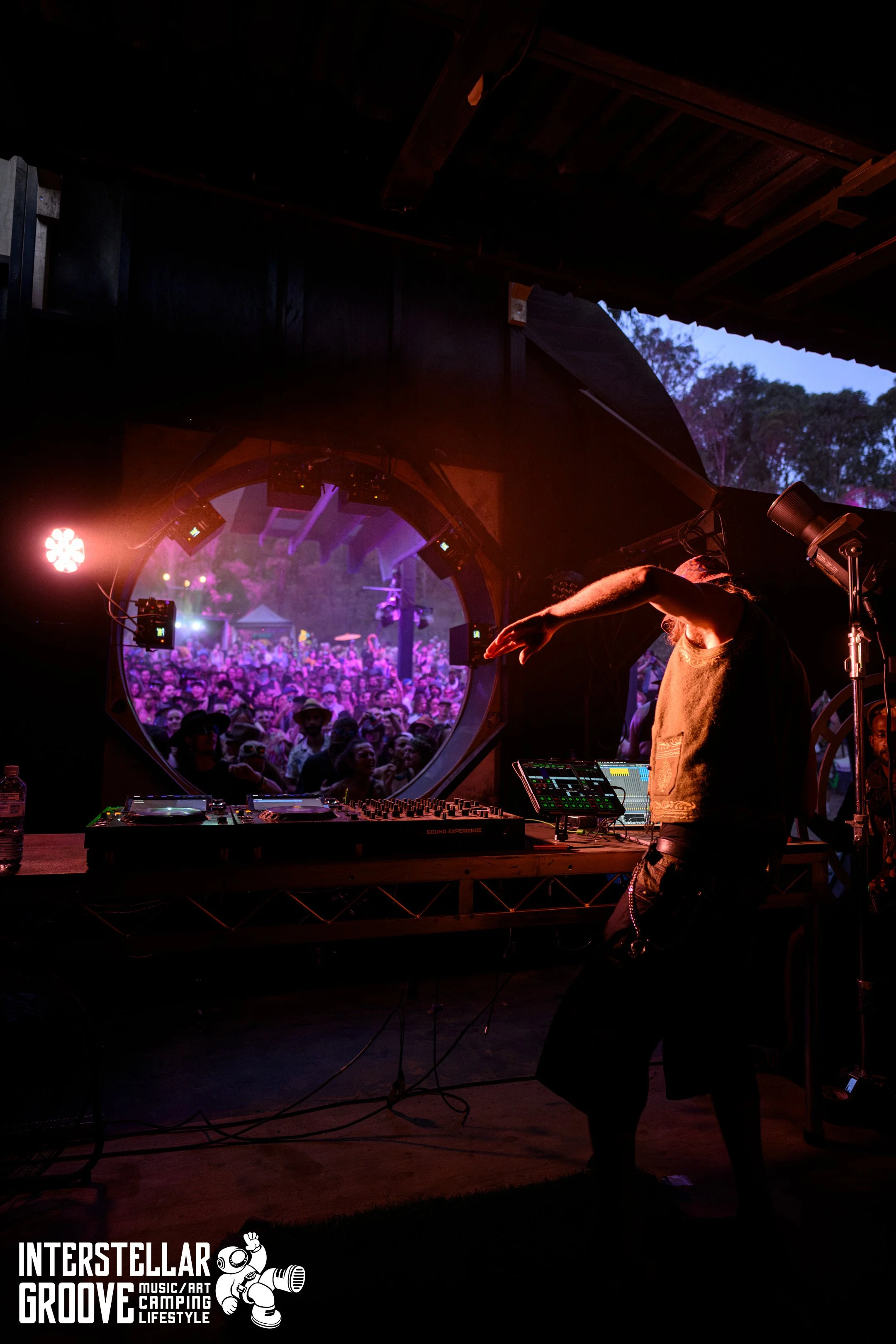 Interstella-Grooves_Finals_Pickupjosh 299.jpg