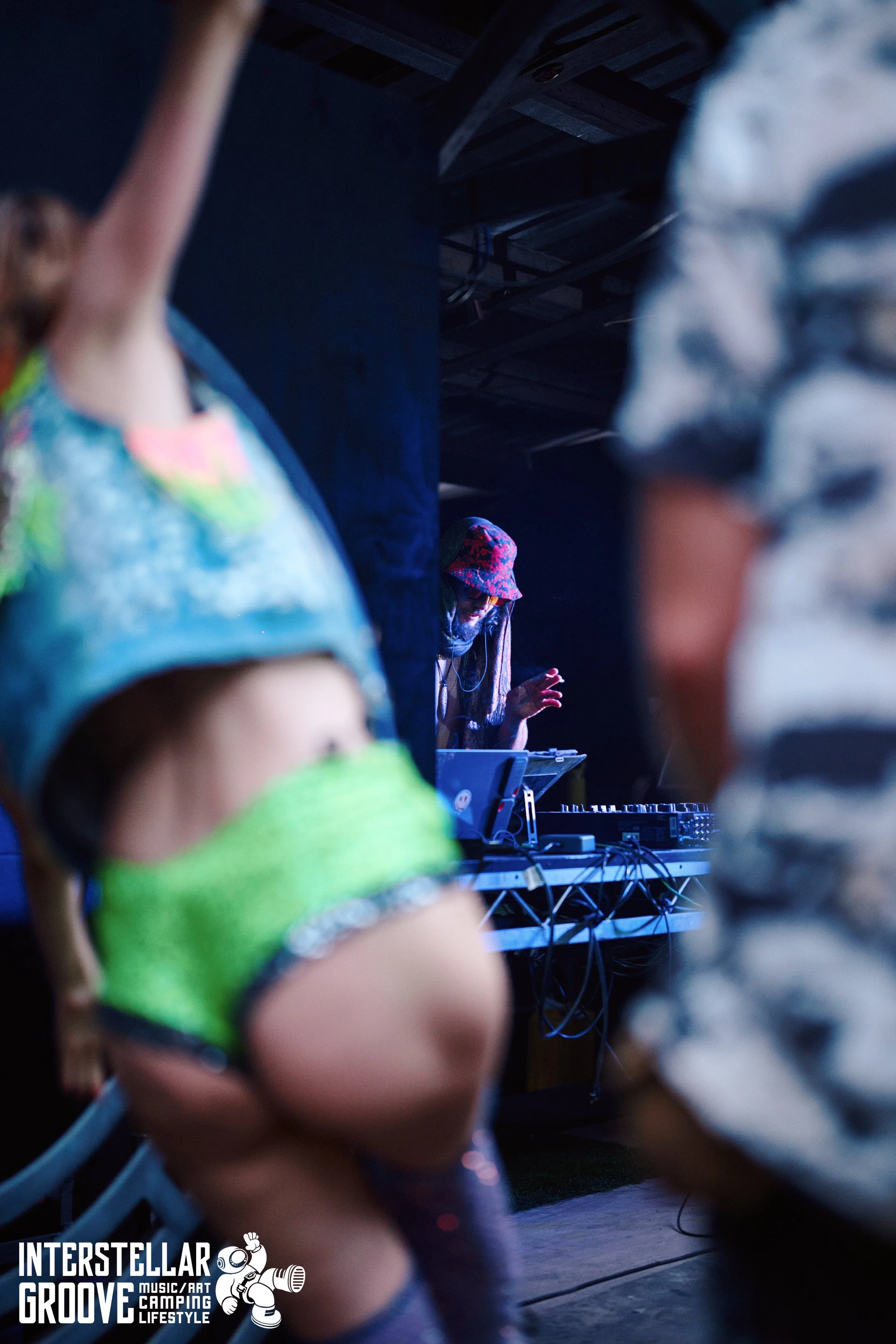 Interstella-Grooves_Finals_Pickupjosh 296.jpg