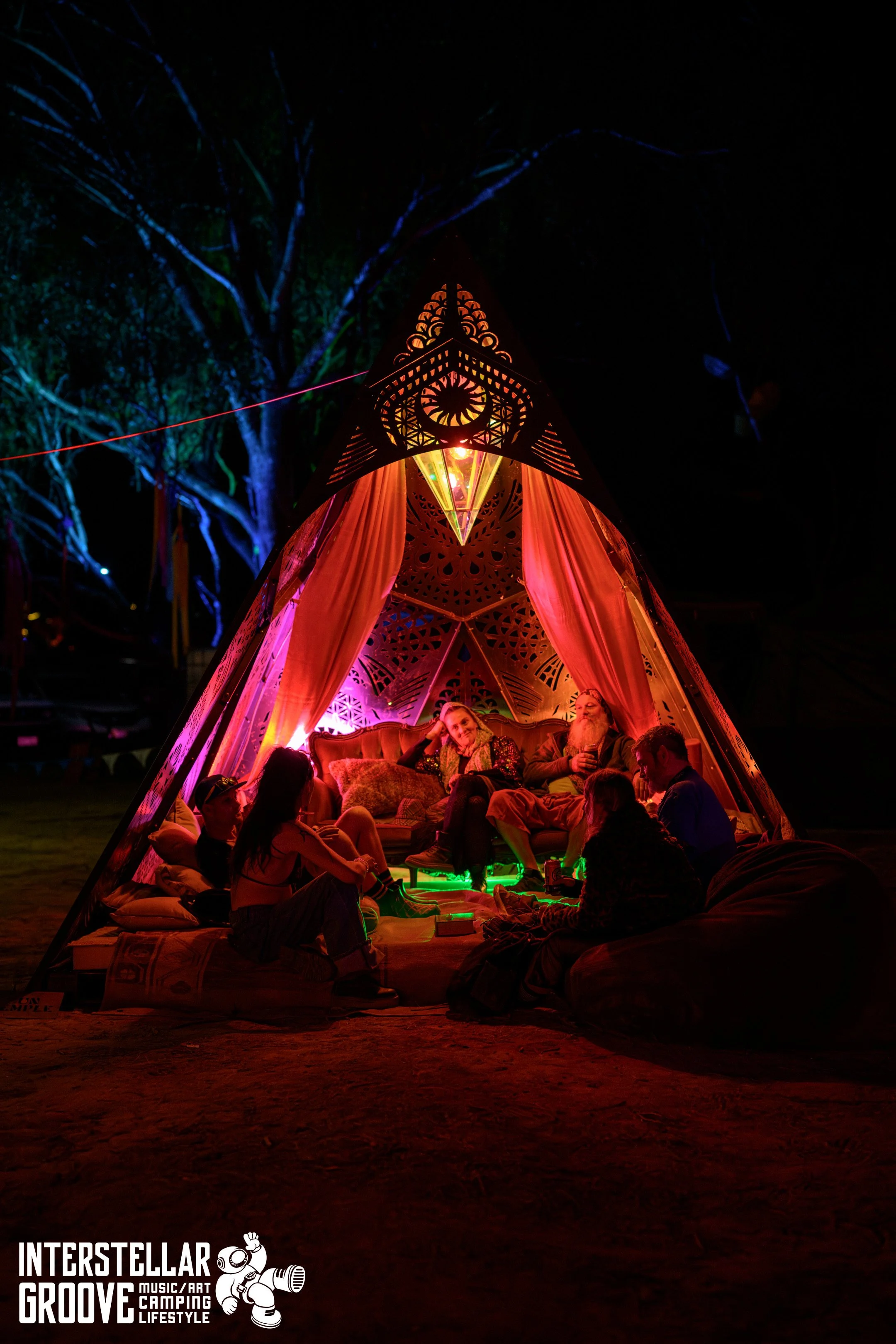 Interstella-Grooves_Finals_Pickupjosh 208.jpg