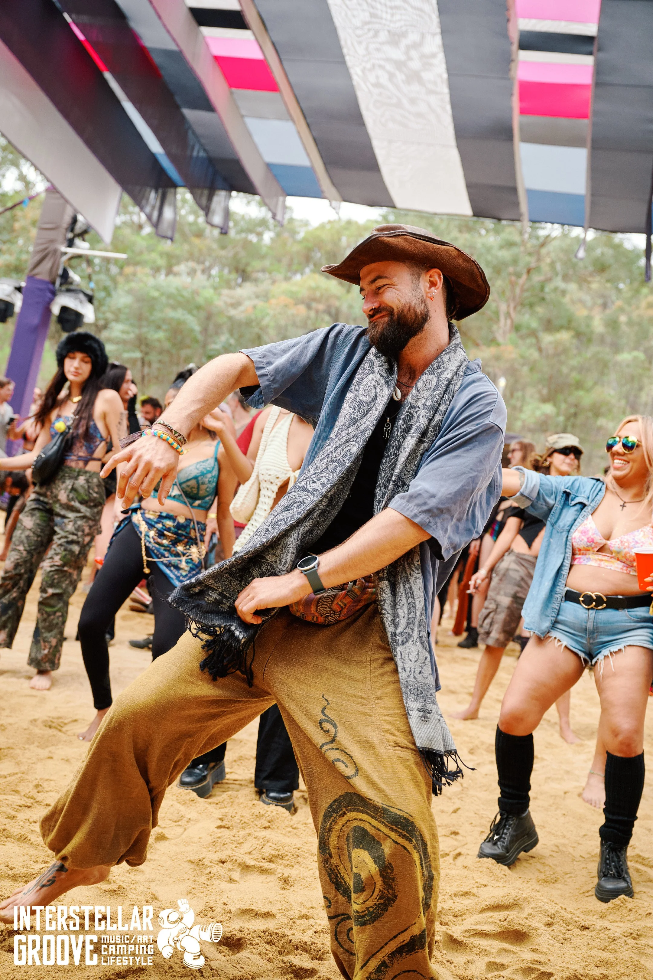 Interstella-Grooves_Finals_Pickupjosh 30.jpg