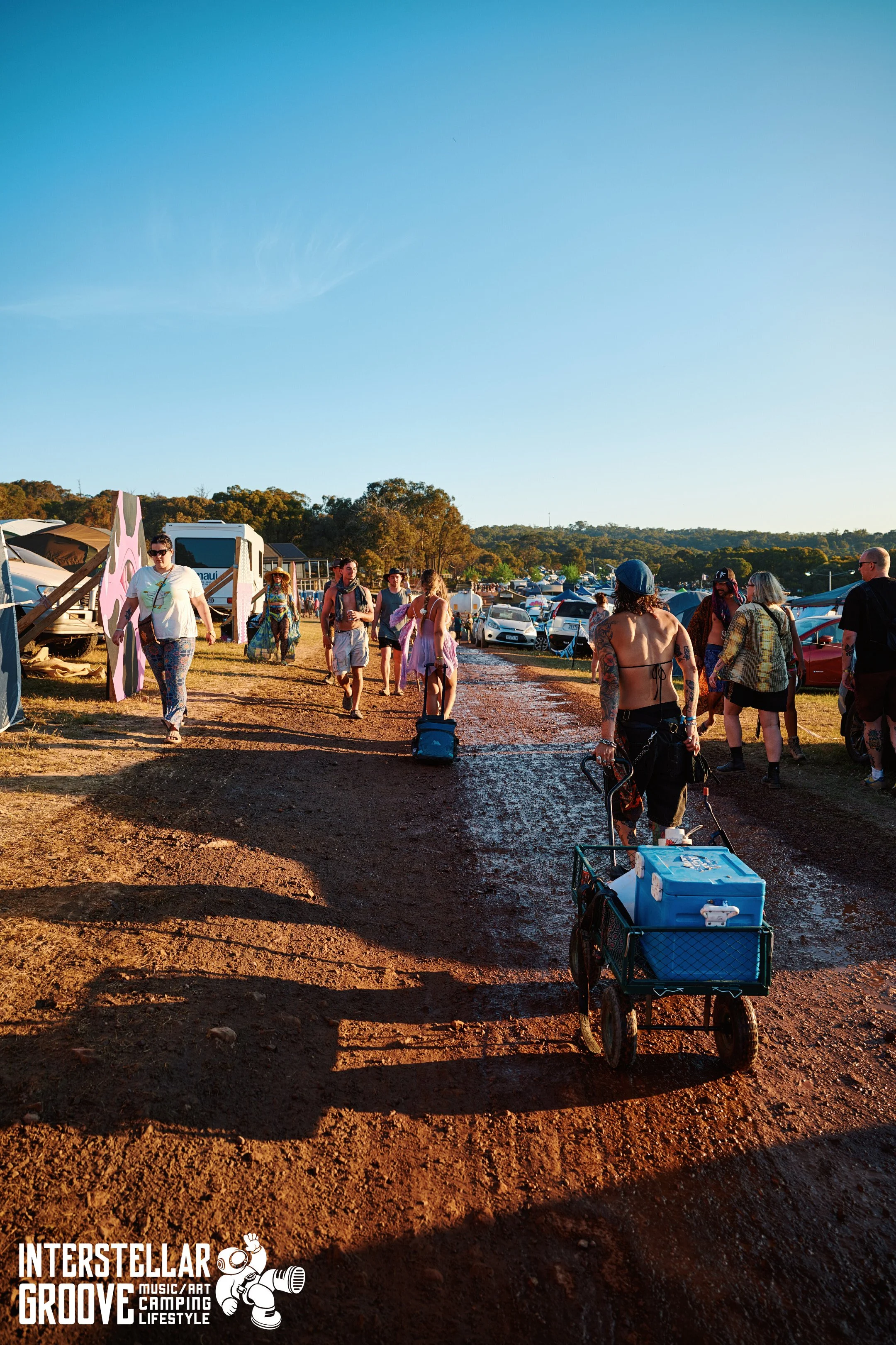 Interstella-Grooves_Finals_Pickupjosh 171.jpg