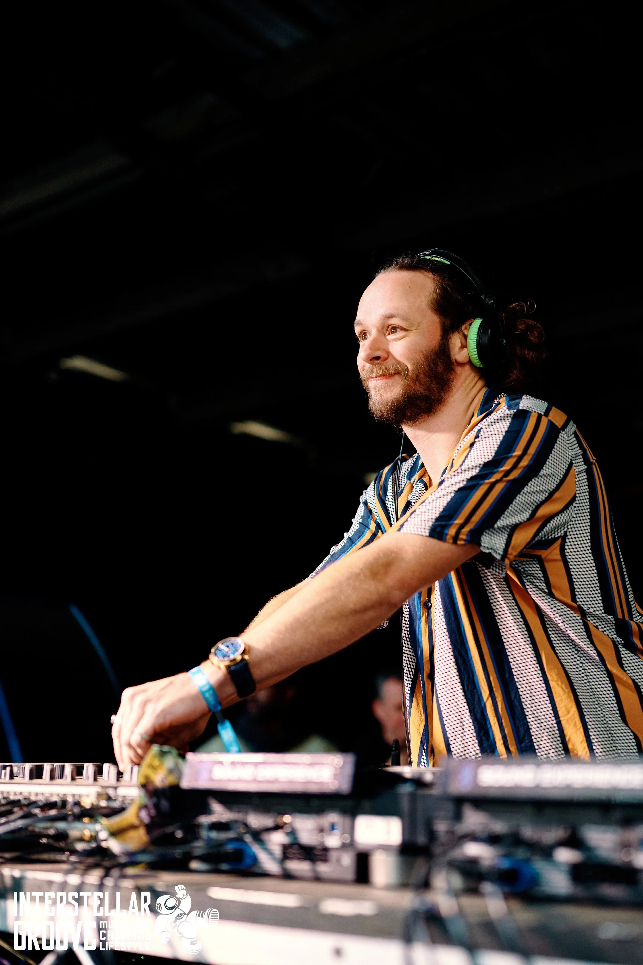 Interstella-Grooves_Finals_Pickupjosh 69.jpg