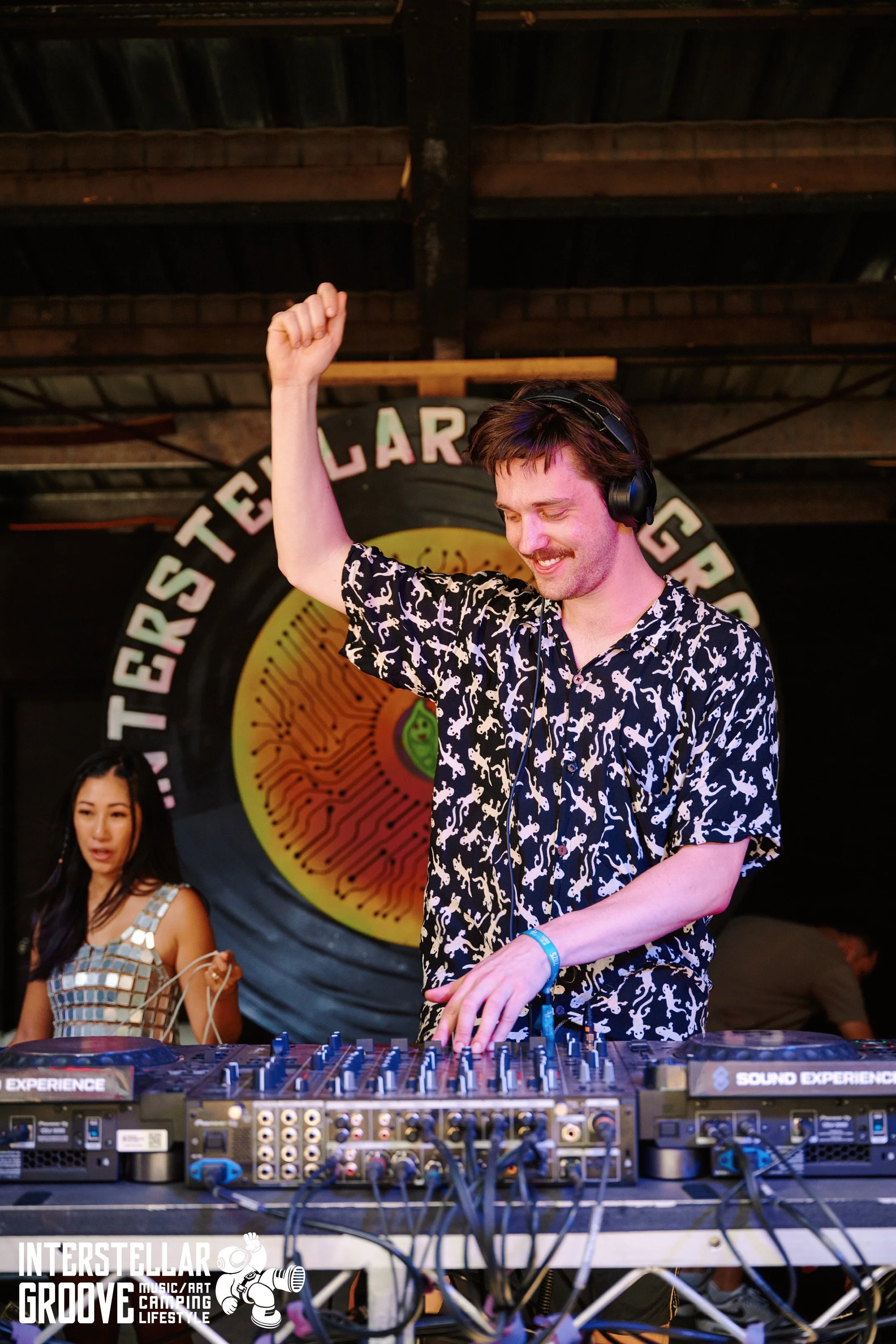 Interstella-Grooves_Finals_Pickupjosh 221.jpg