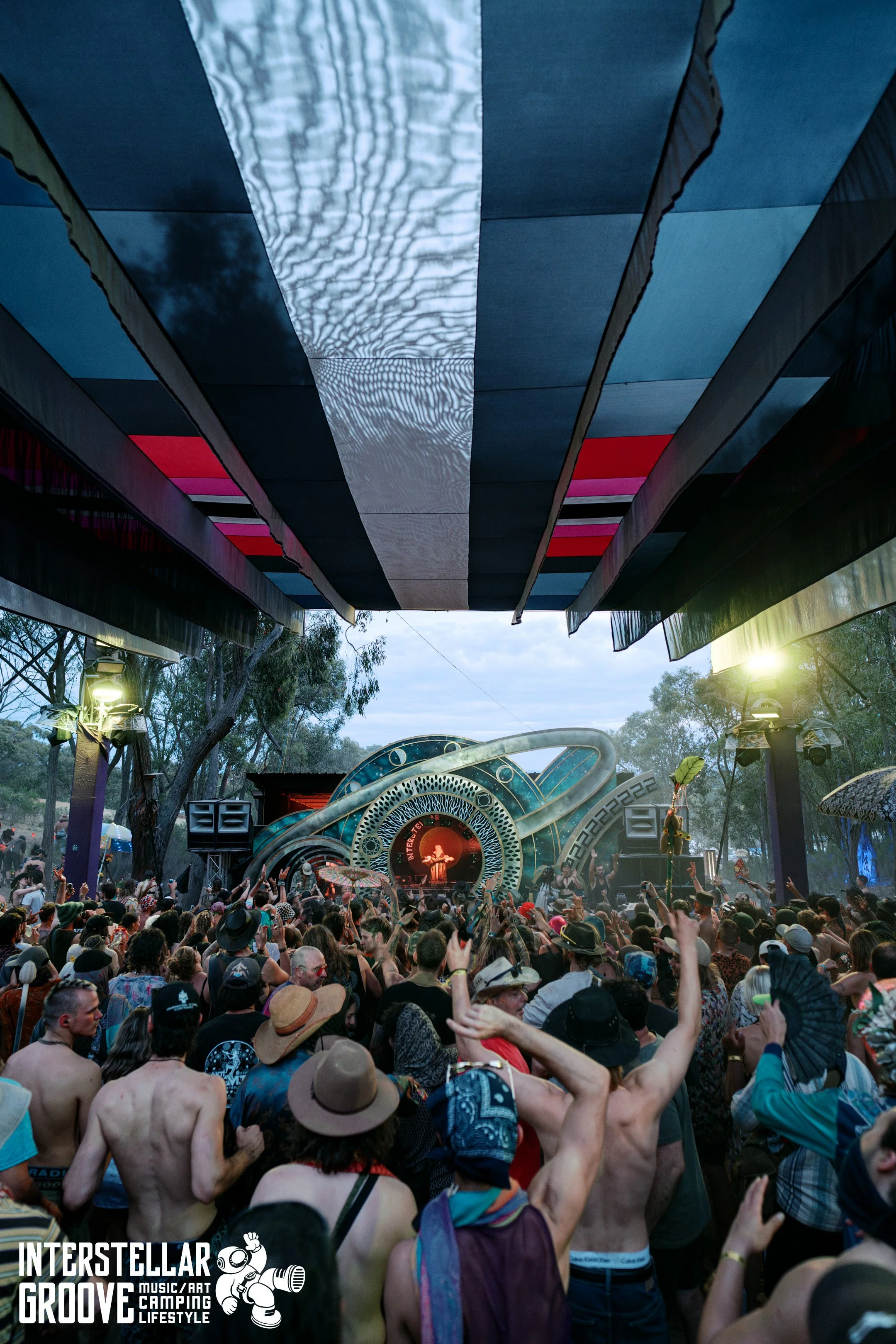 Interstella-Grooves_Finals_Pickupjosh 298.jpg