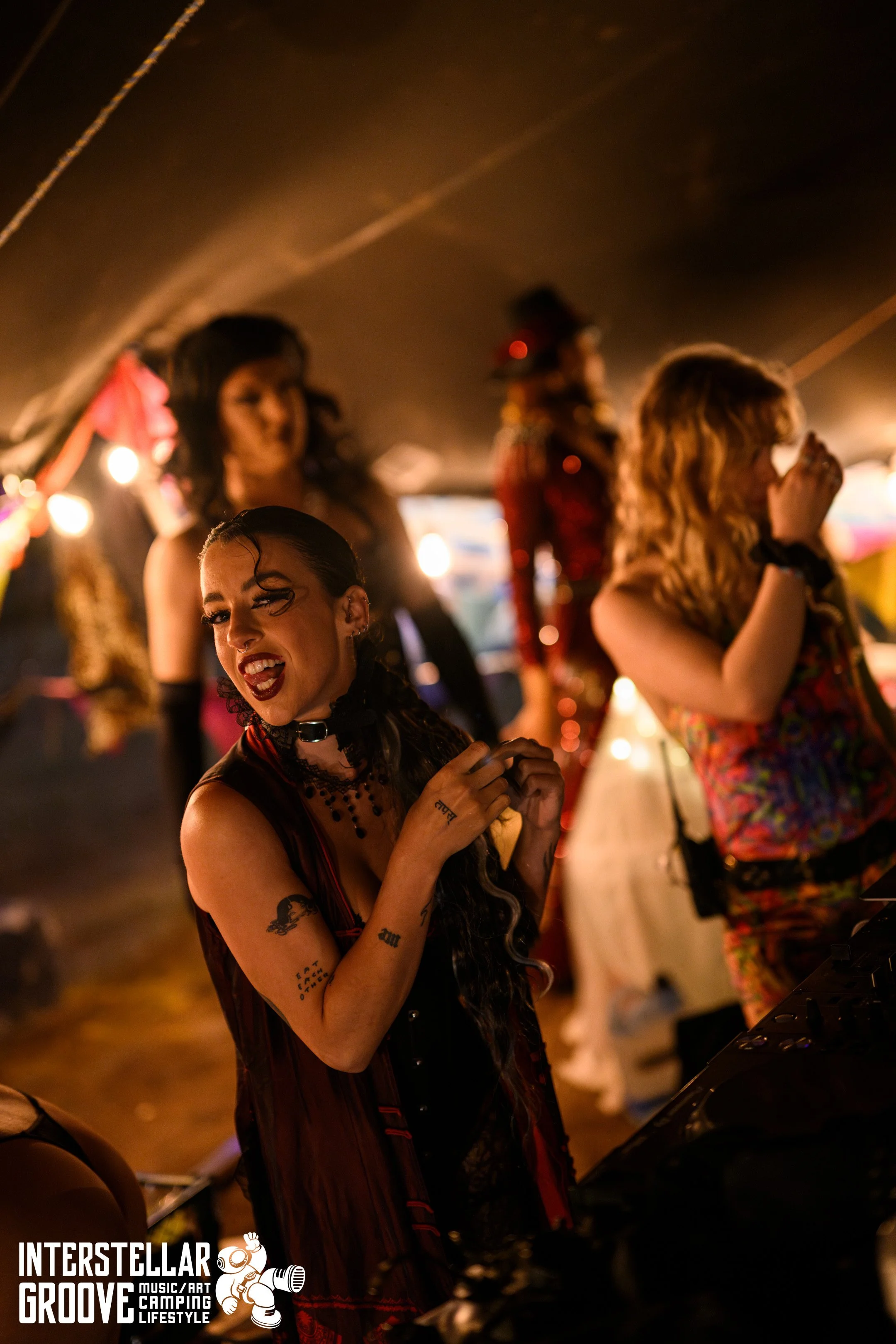 Interstella-Grooves_Finals_Pickupjosh 88.jpg