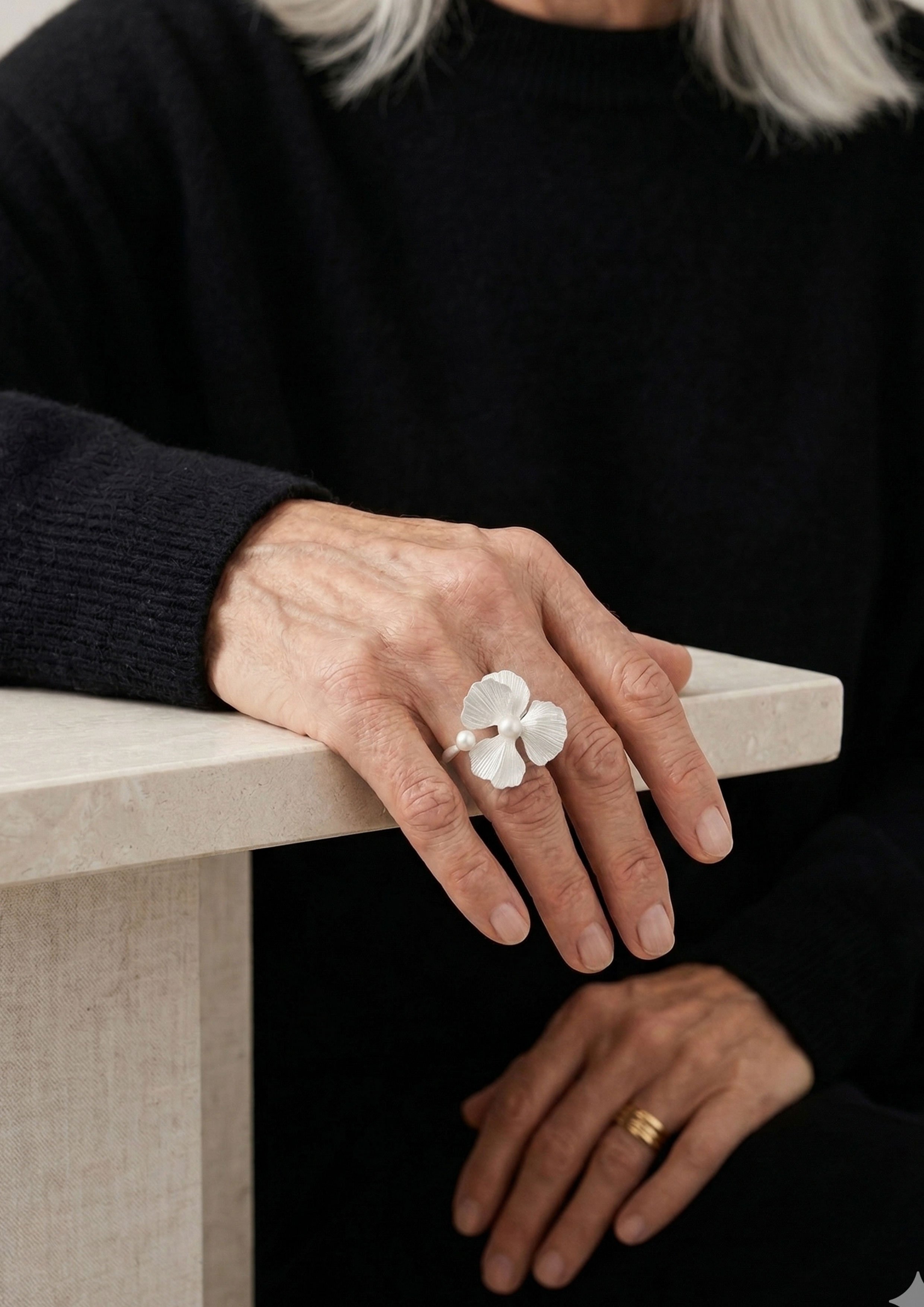 Viola Single Bloom Ring