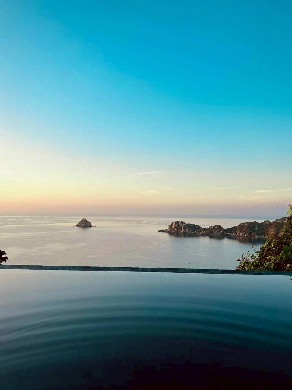 Infinity pool at sunset, Villa Pavana luxury villa Koh Tao