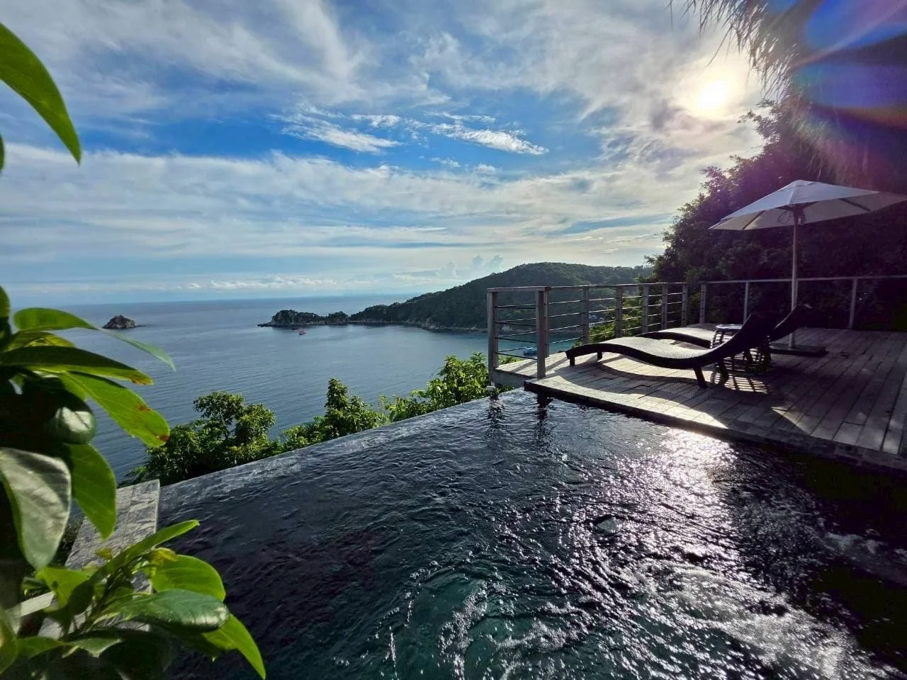 Breathtaking panoramic sea view from infinity pool, Villa Pavana Langkhai Garden Villas Koh Tao