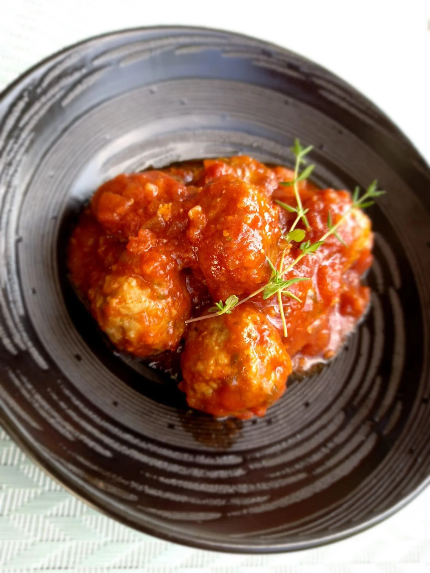 balletjes in tomatensaus
