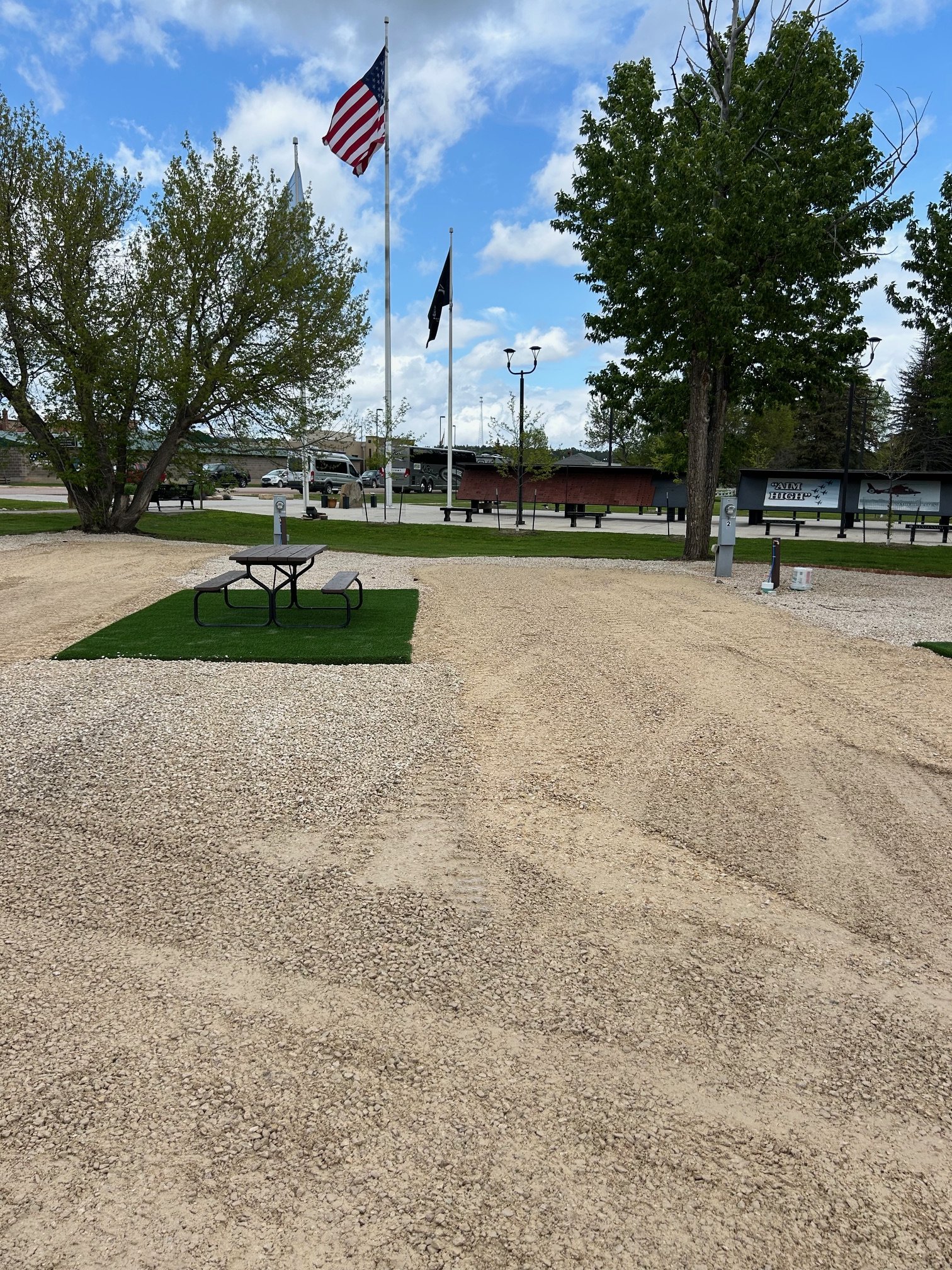 SITE 2.jpg
