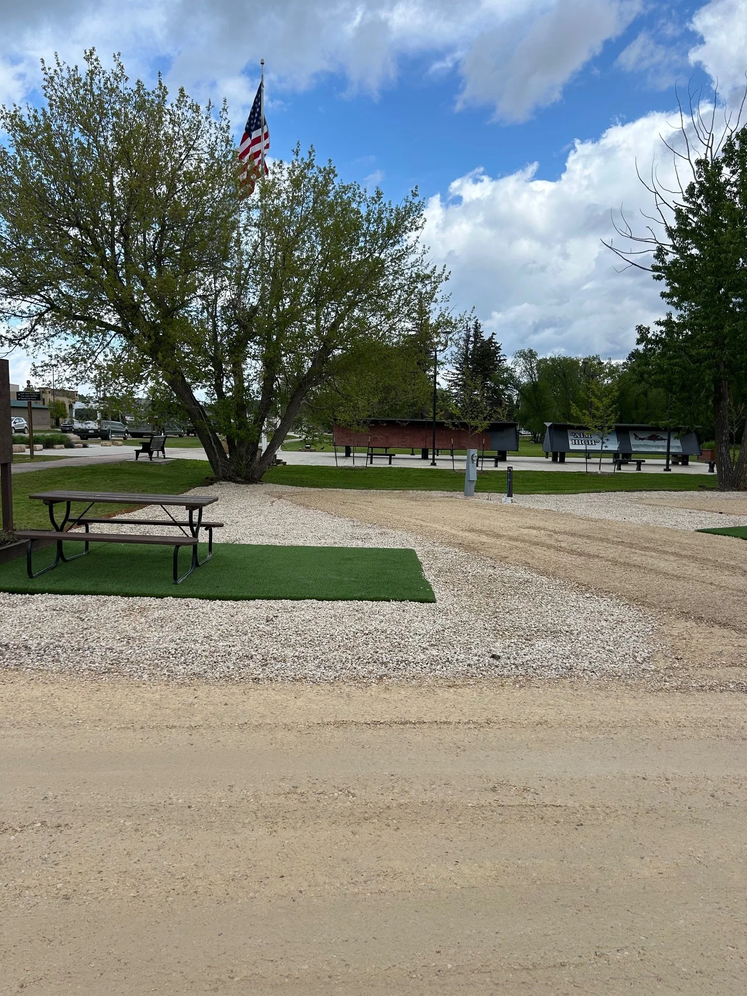 SITE 1.jpg
