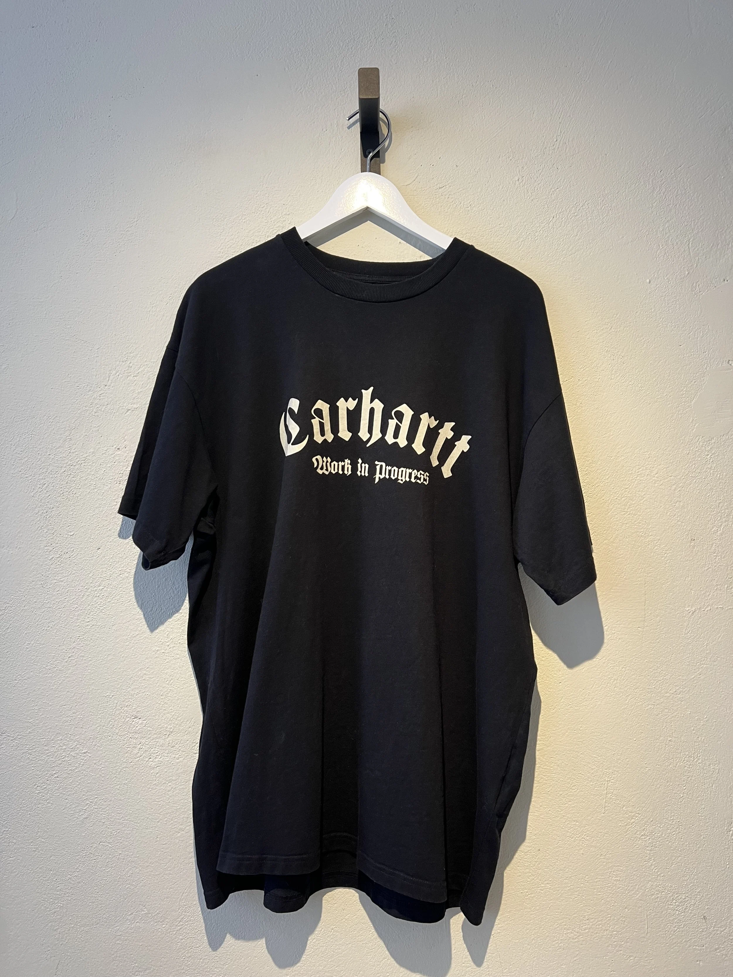 carhartt t-shirt