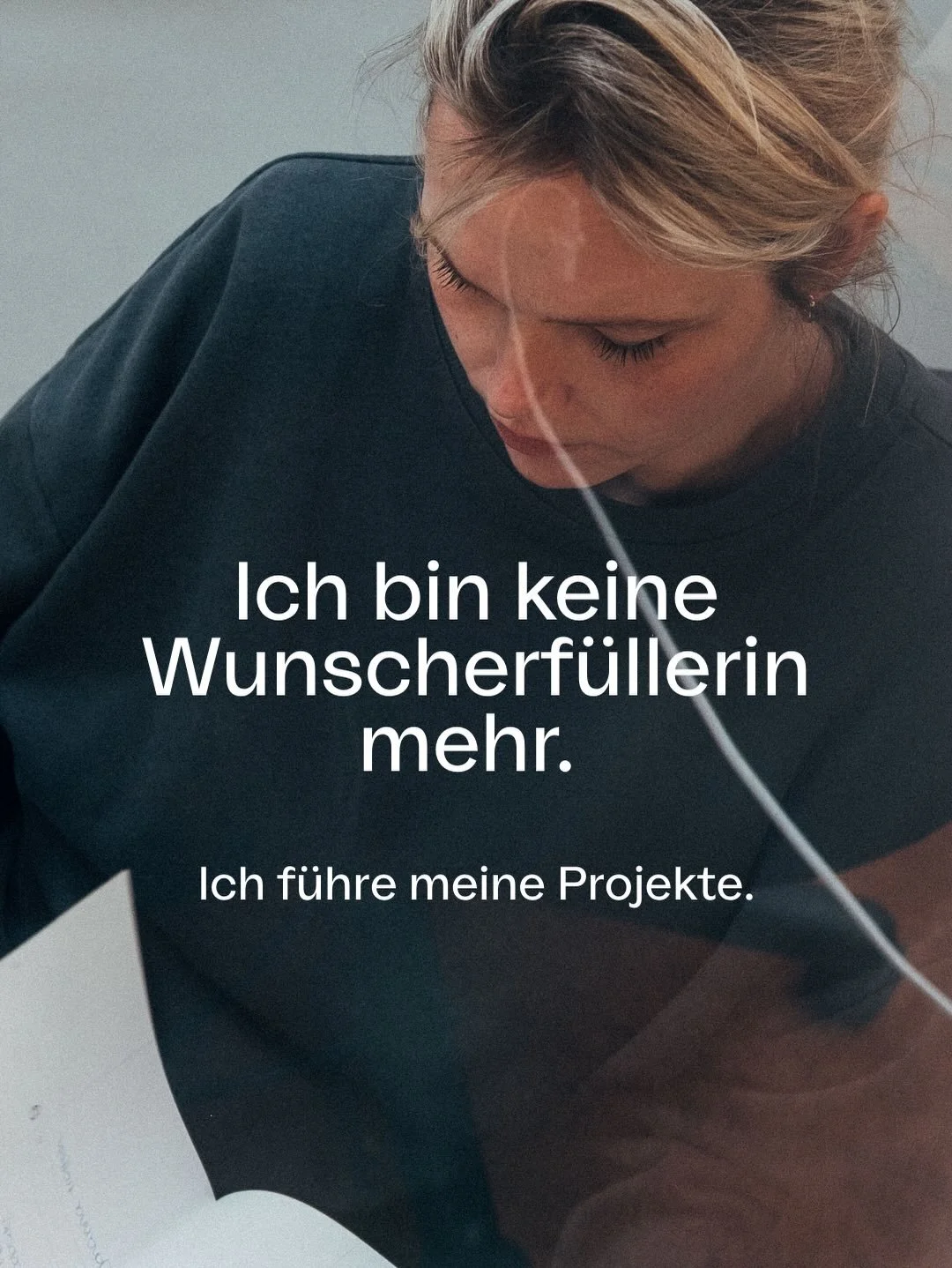 Eine kleine Geschichte &uuml;ber Ersch&ouml;pfung und den Moment, wo sich alles &auml;ndert.

&rarr; Swipe durch (7 Slides)
&rarr; Link im Profil wenn es dich spricht

Kommentiere DESIGN und ich sende dir die Infos zu. 

#DesignerInnen #ThisIsDesign 