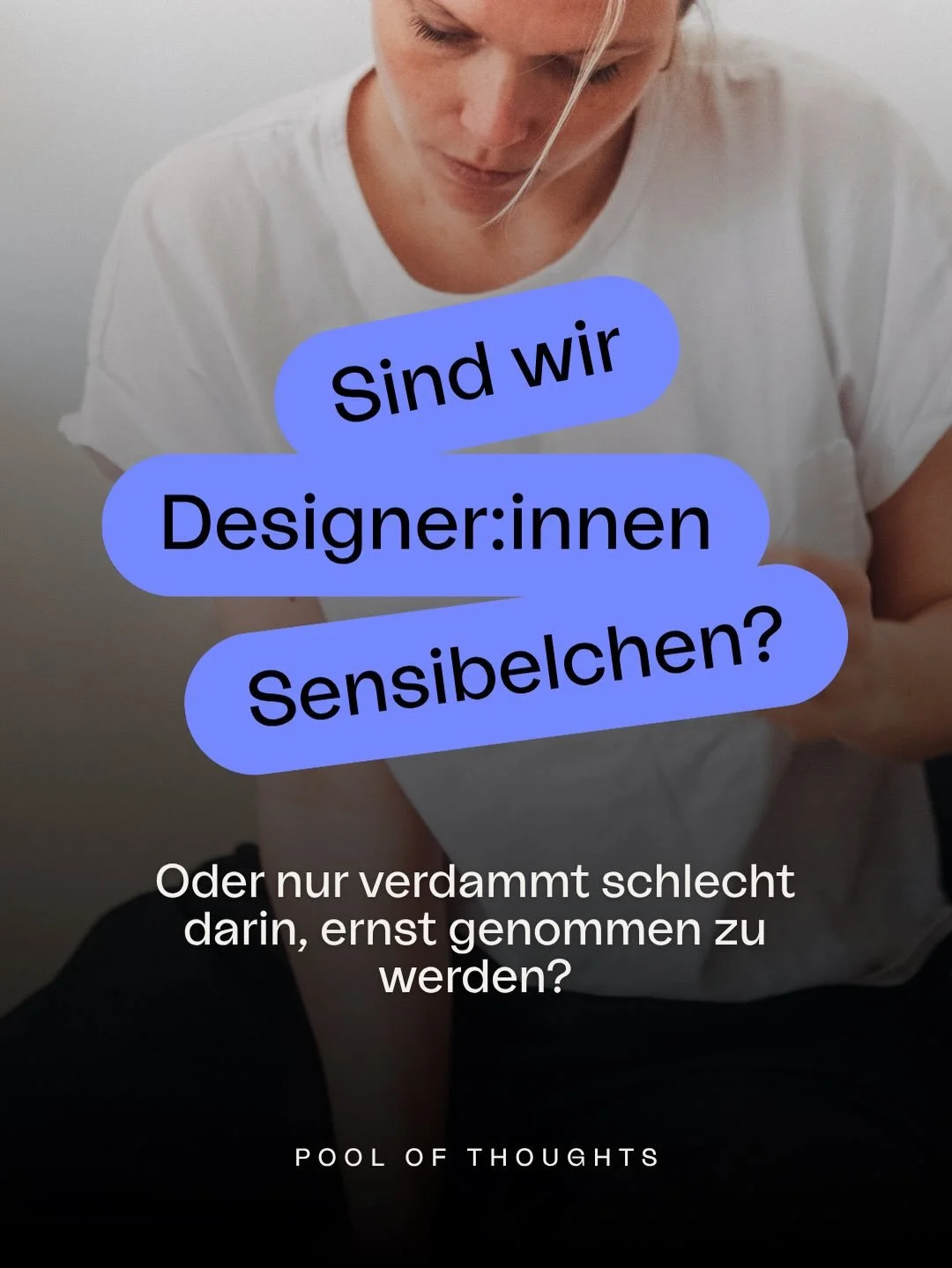 Dieser Moment, wenn du deinen Entwurf zeigst und ein einziger Satz reicht, damit sich alles in dir zusammenzieht, hat nichts damit zu tun, dass du zu sensibel bist, sondern damit, dass wir oft erwarten, dass ein Blick reicht, obwohl wir selbst jeden 