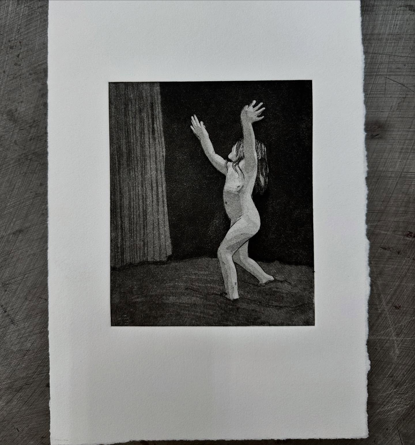 Dancing girl got an aquatint #etching #aquatint #printmakingart #printmakingstudio
