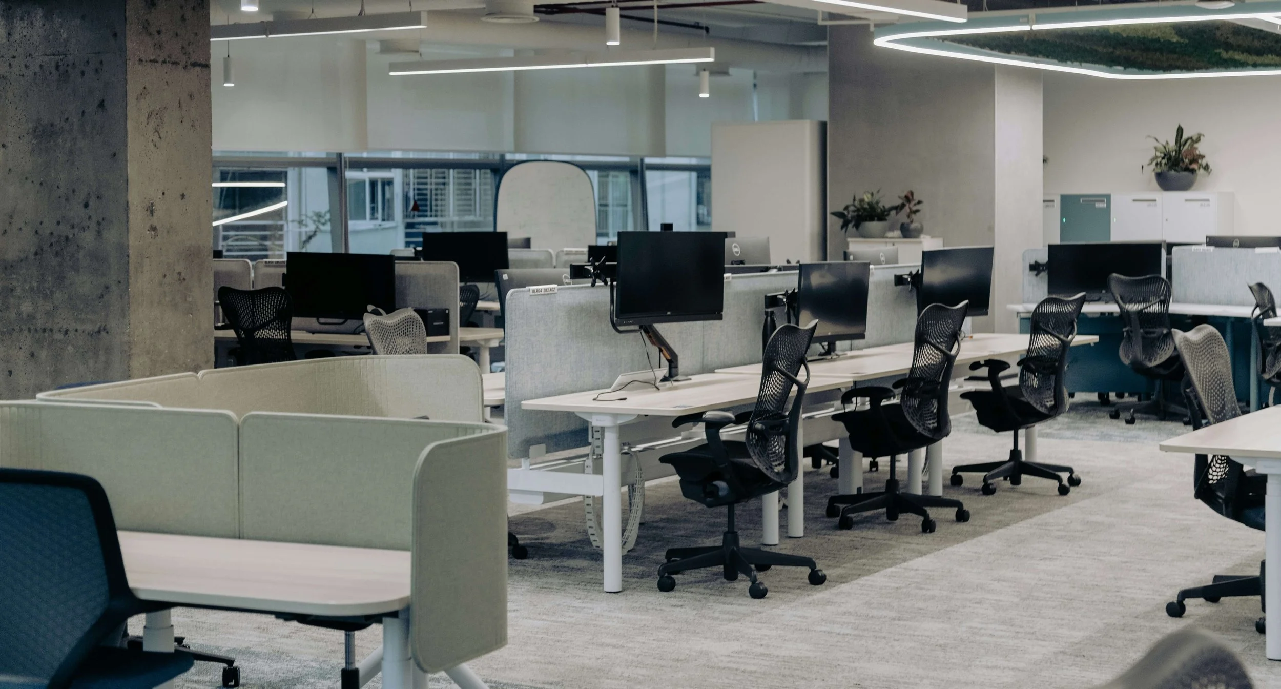 Propreté des bureaux et productivité : ce que ça coûte vraiment de négliger l'entretien