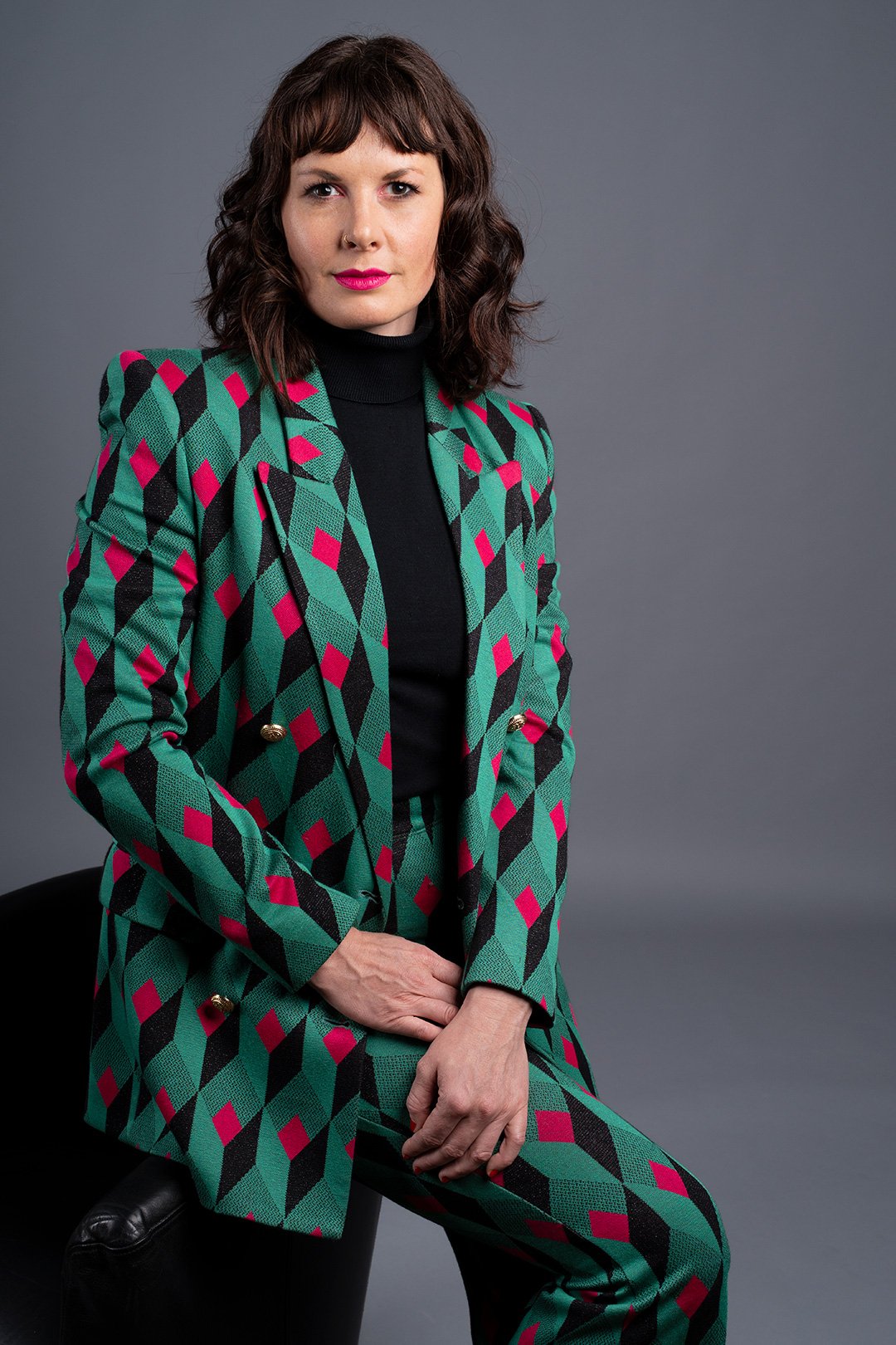 CEO-Portraits-Frau-in-Anzug.jpg