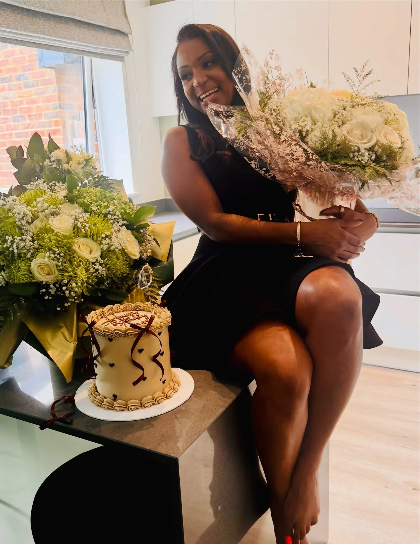 Finally made it to the 4th floor 🥳🎉💃
Not everything went to plan.
Not everything made sense at the time.
But everything taught me something.

40 feels like growth, peace, and knowing who I am without needing to explain it!!

This version of me? Ye