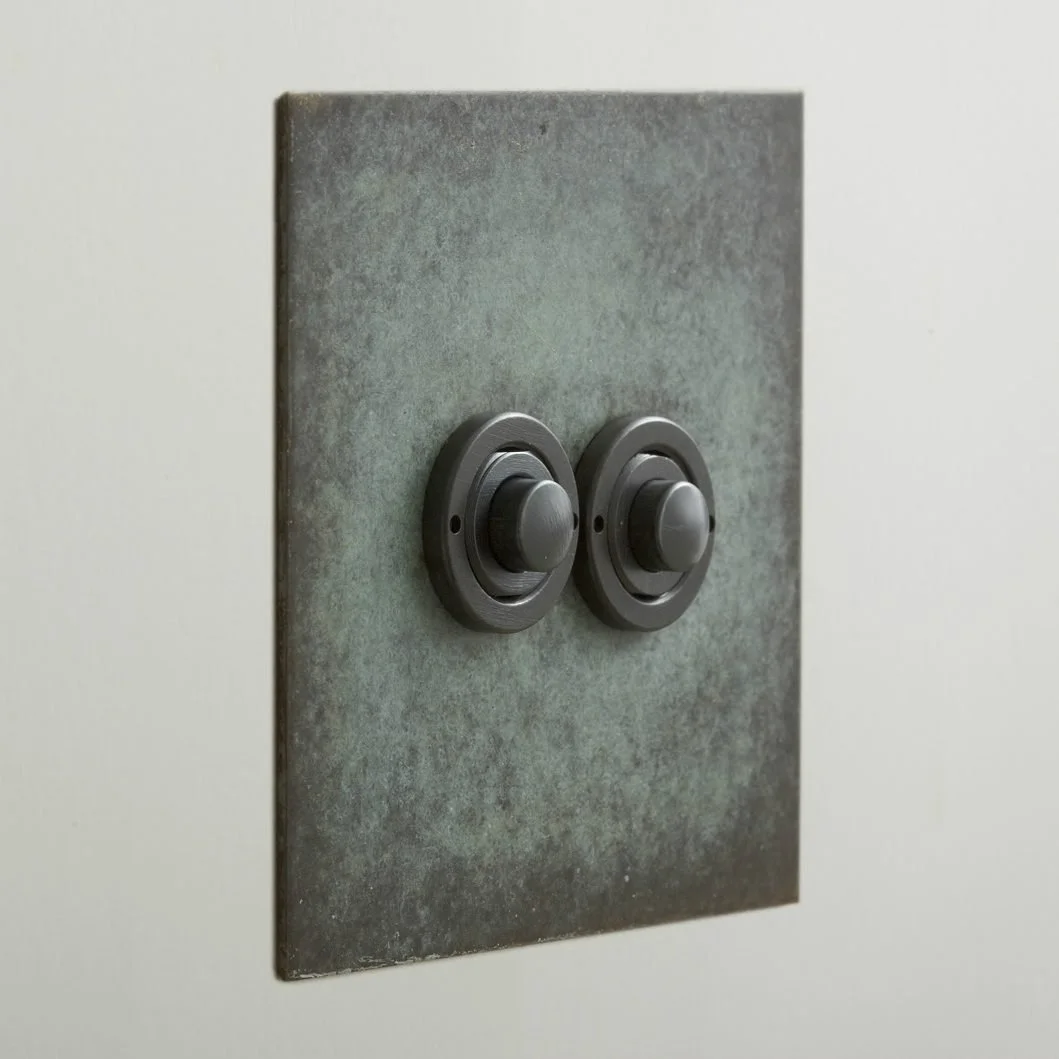 Forbes & Lomax Button dimmer