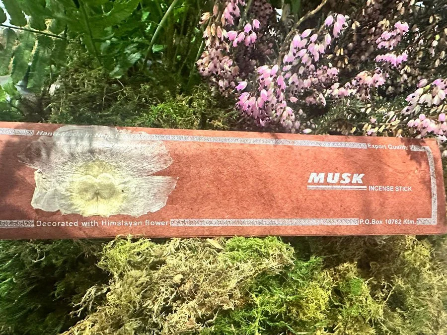 Musk-incense-sticks.jpg