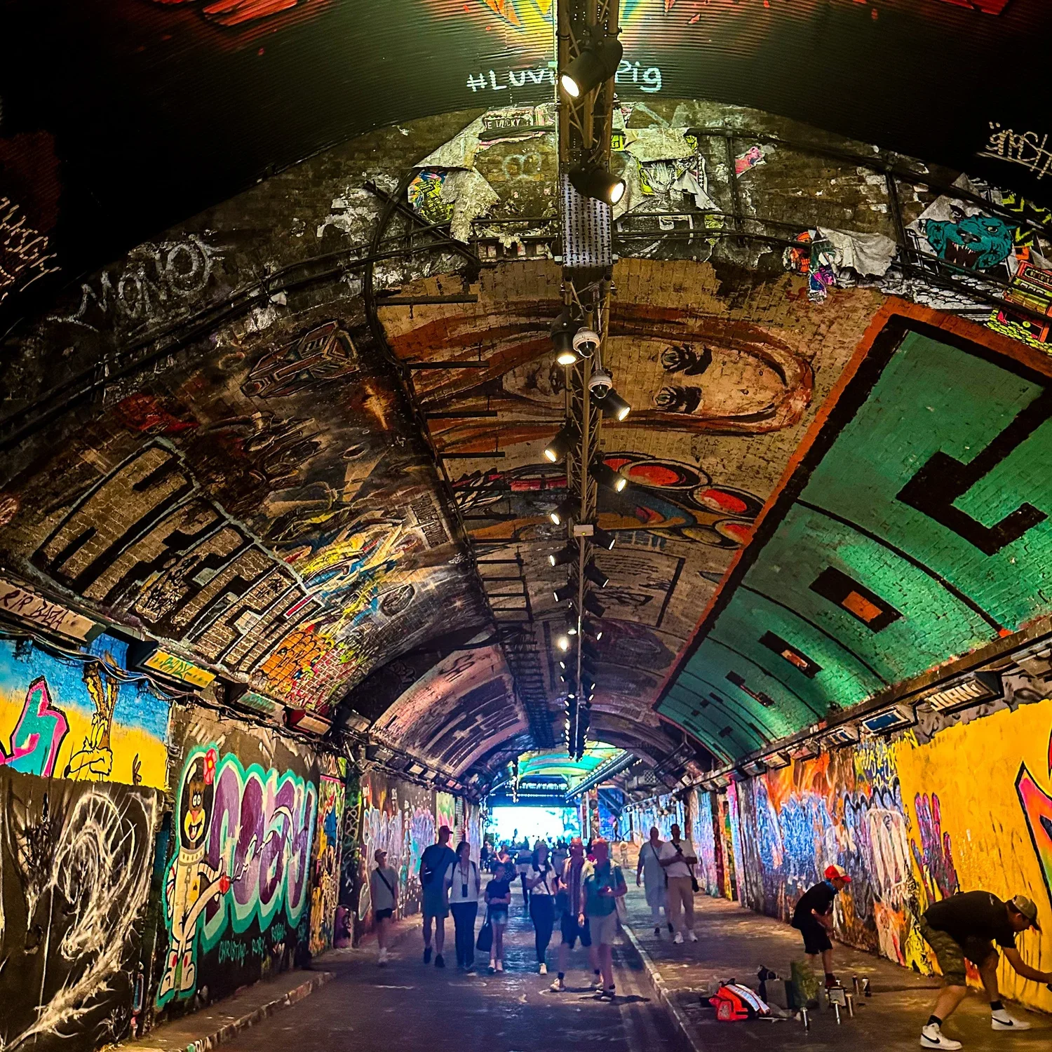 grafitti tunnel.webp