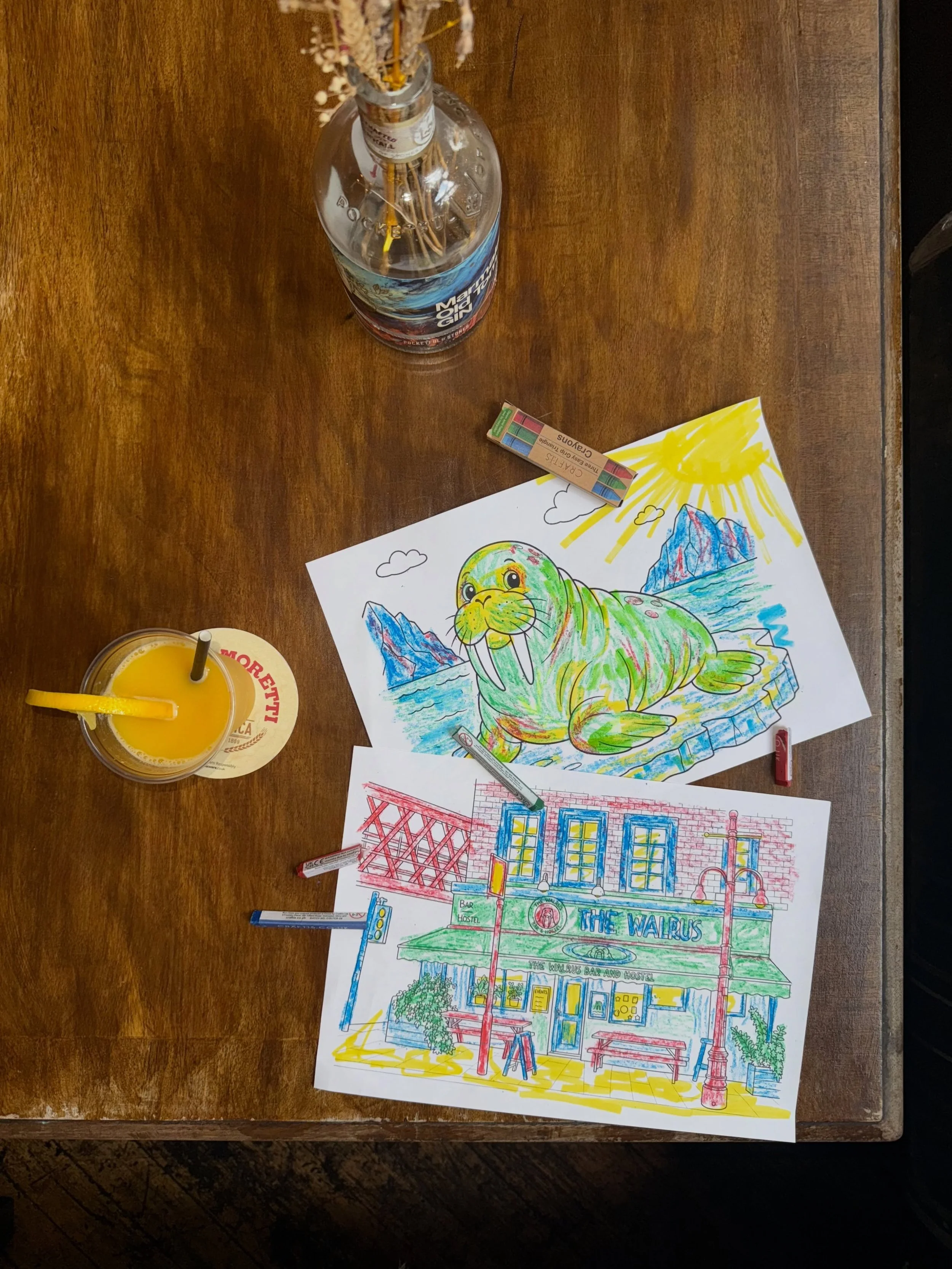 Come one, come all! (&hellip; before 7pm&hellip;)

We now have Walrus colouring sheets and crayons available for free all day every day 🖍️🎨

Great to keep the little ones busy so parent can enjoy a pint 🍺 or to distract your drunk friend from elop