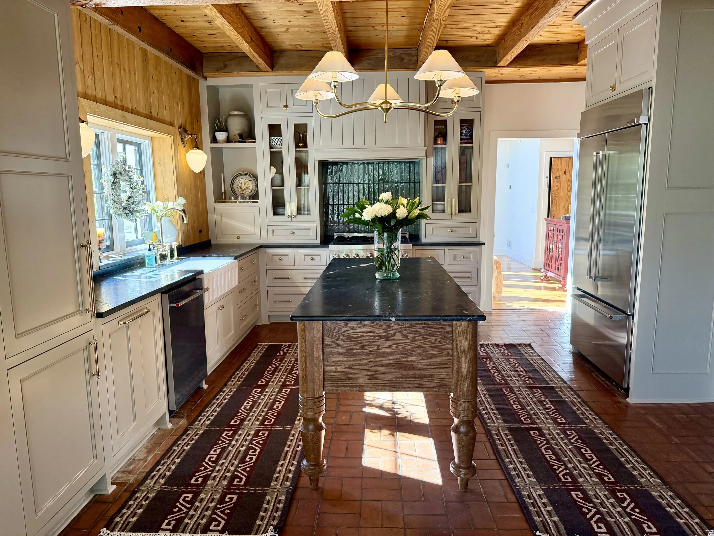 Kitchen8.JPG