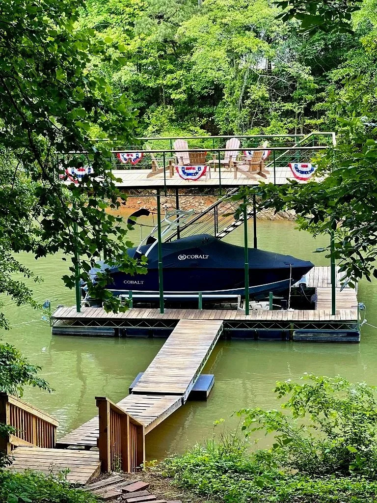 Dock3.jpg