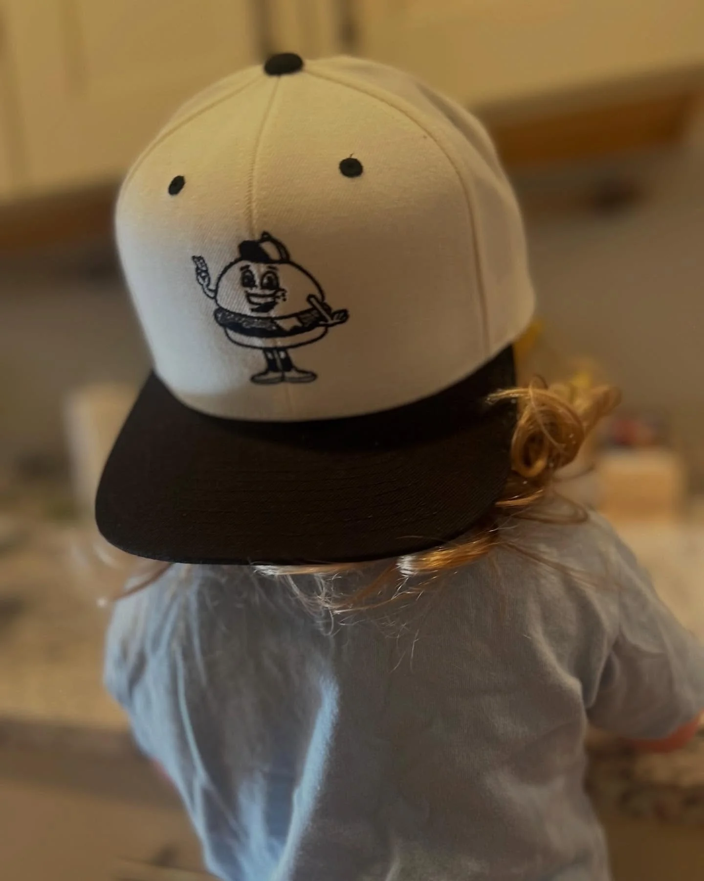 Merch is live! We miss you @petworthmarket this morning but share the love by visiting our merch page on www.wakeupshur.com and snag a hat or a shirt! Link in bio. 

#wakeupshur #breakfastsandwich #sandy #washingtondcfood #dcfood #petworth