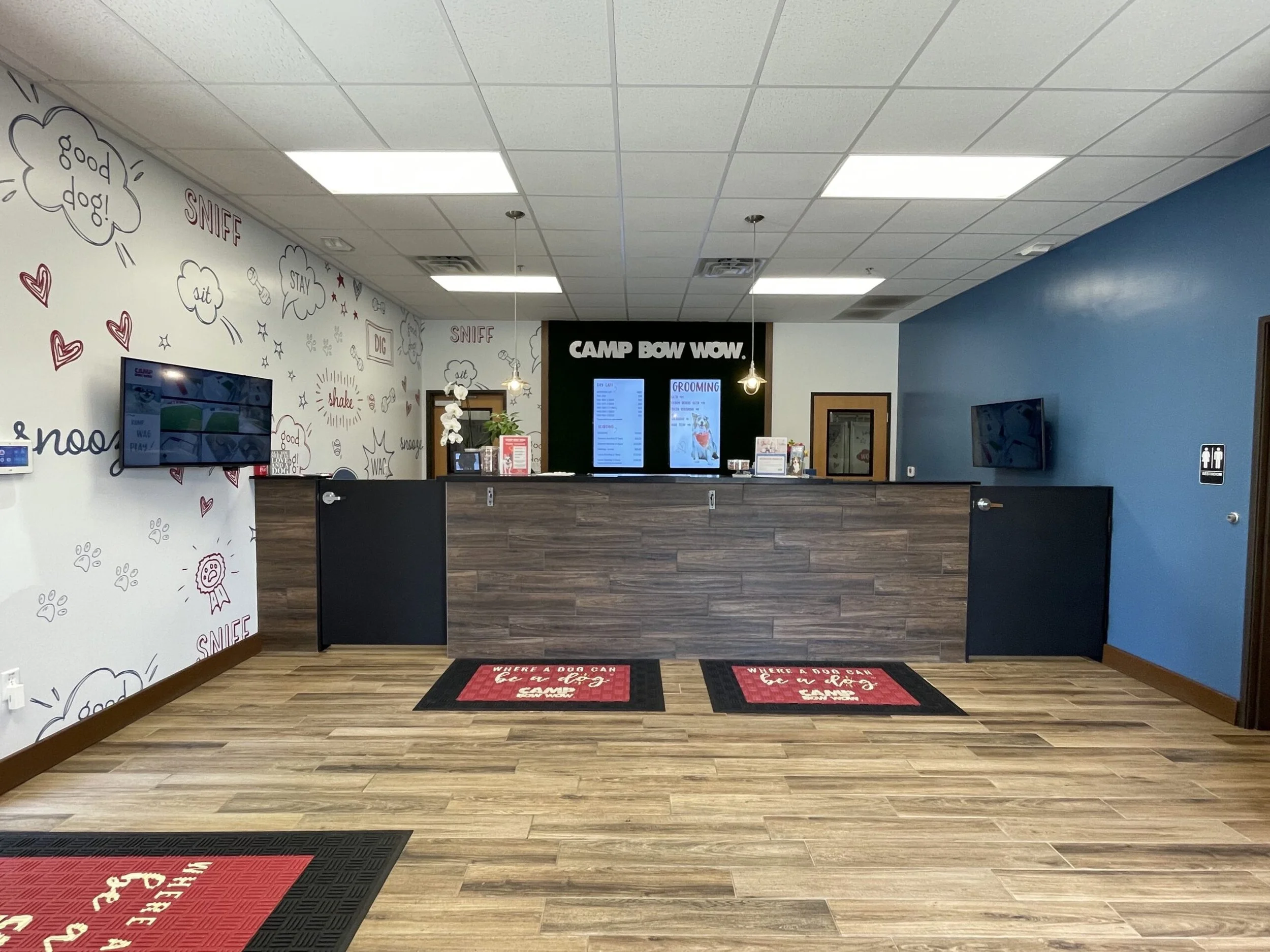 front-desk-cbw-scaled.jpg