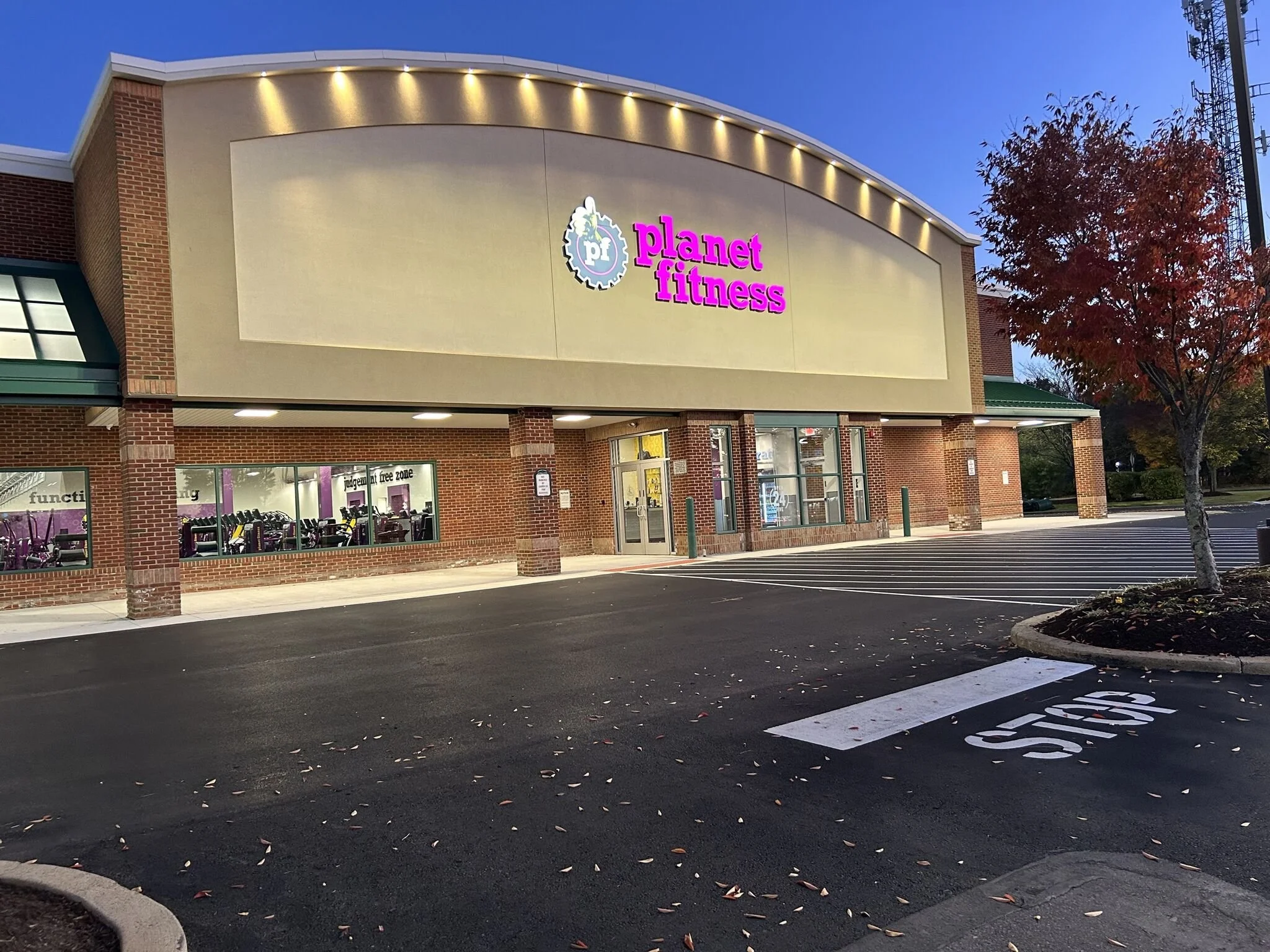 PlanetFitness_Jasmison_PA_Exterior_1.jpg