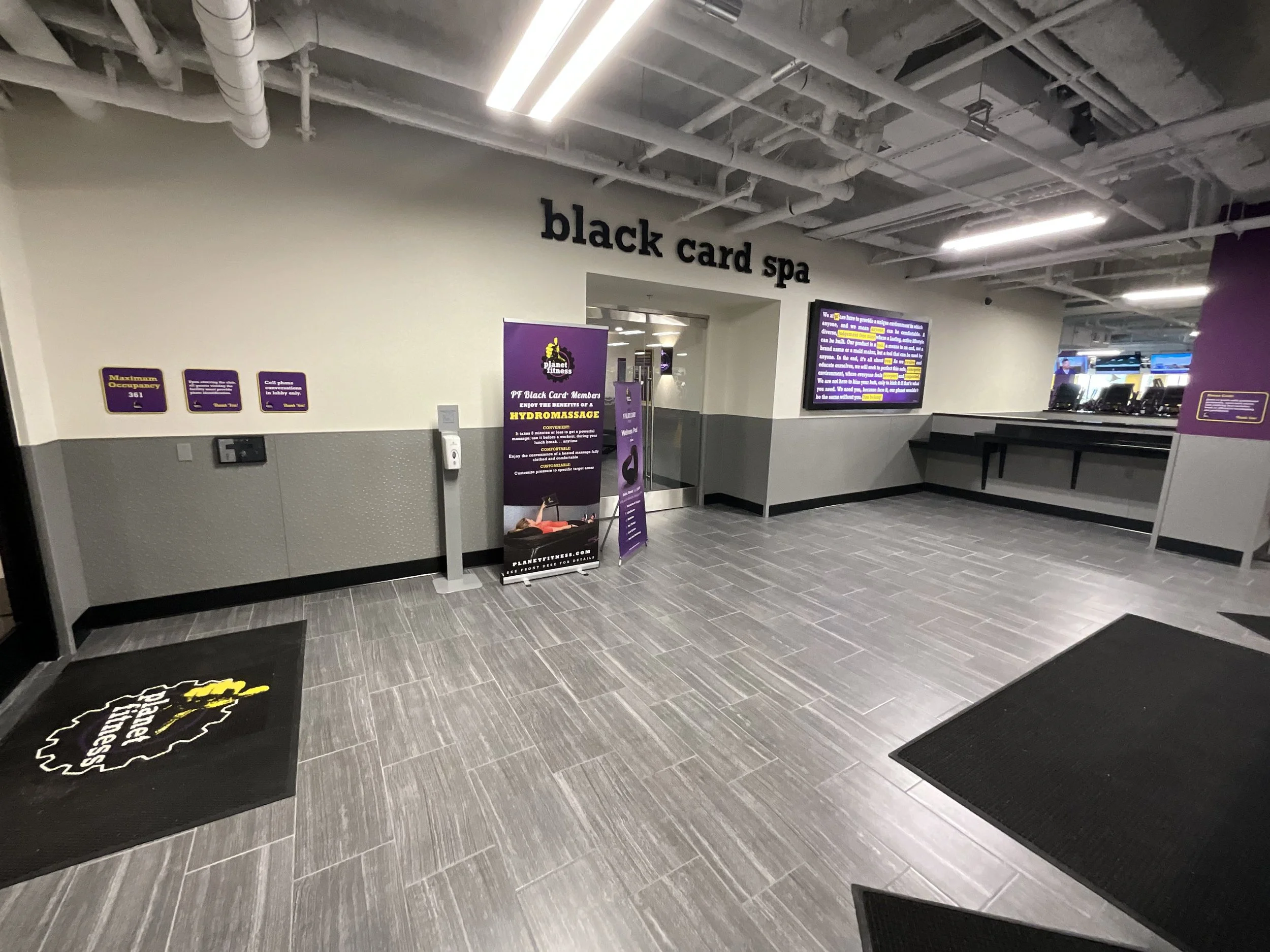 PlanetFitness_Philadelphia_BroadSt_PA_Interior_4.jpg