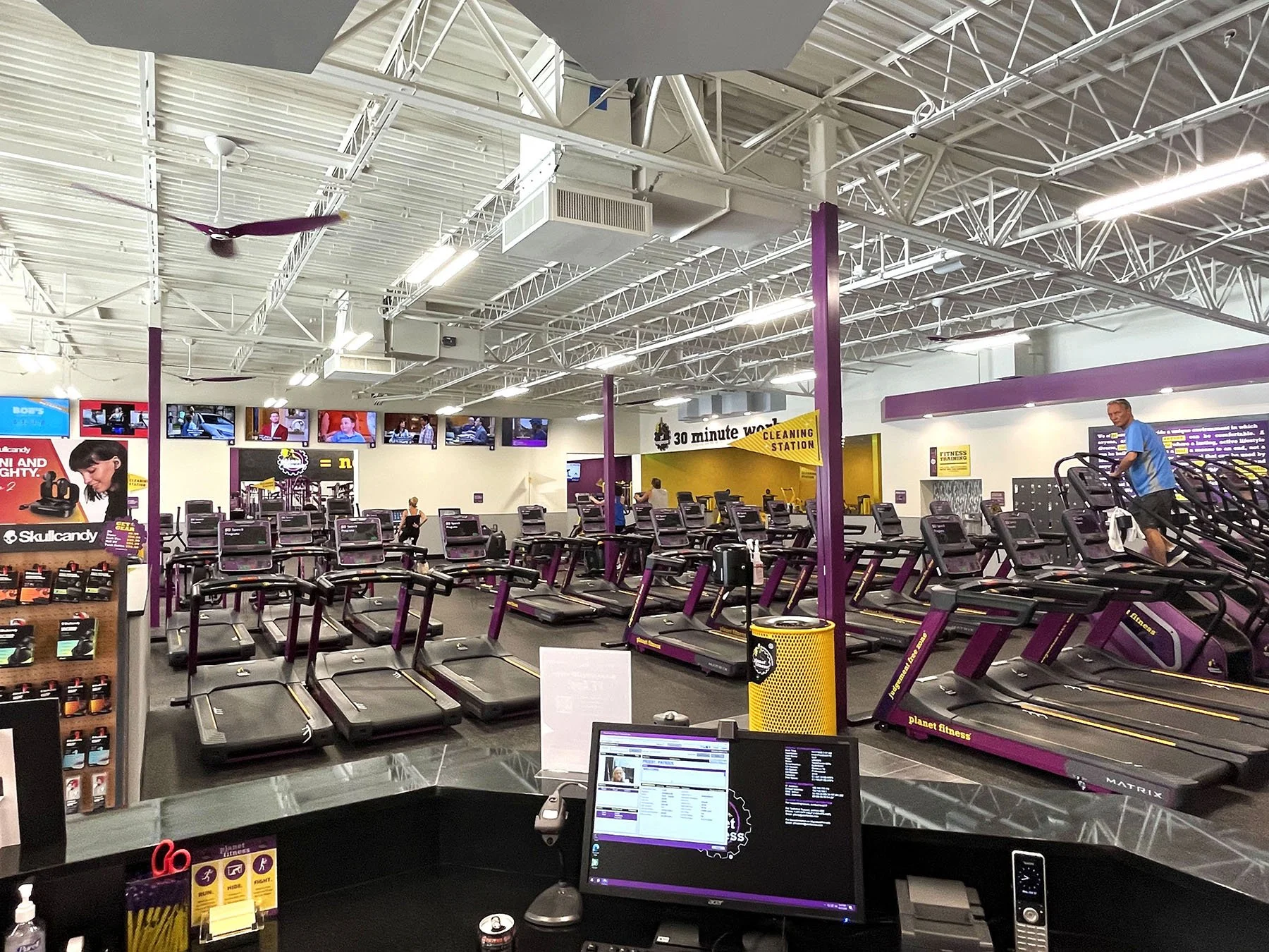 PlanetFitness_OceanCity_MD_Interior_9.jpg