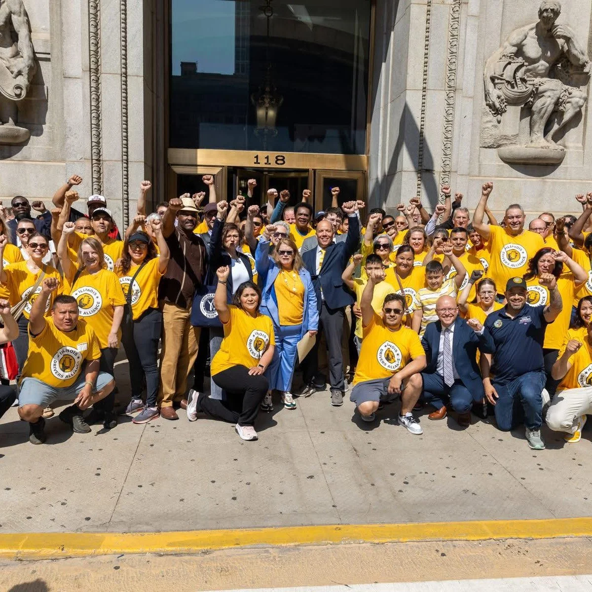 For years, rideshare drivers across Illinois have stood strong and united, demanding the right to unionize and negotiate with the powerful rideshare giants. We have held rallies, protests, and gatherings organized by SEIU Local 1, IAM Local 701, the 
