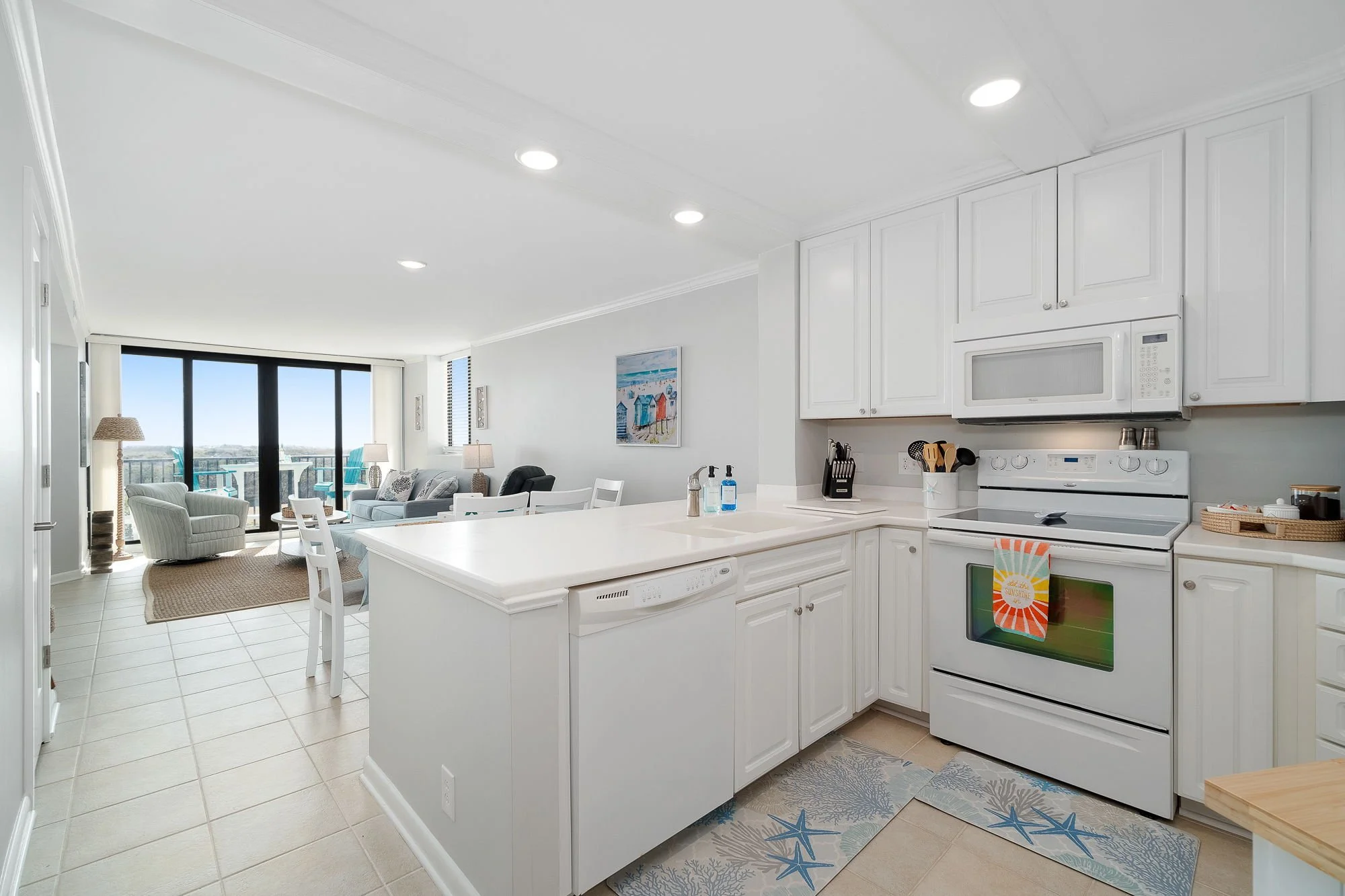 17-web-or-mls-chadwick-visuals-sands-villa-unit-119-17.jpg