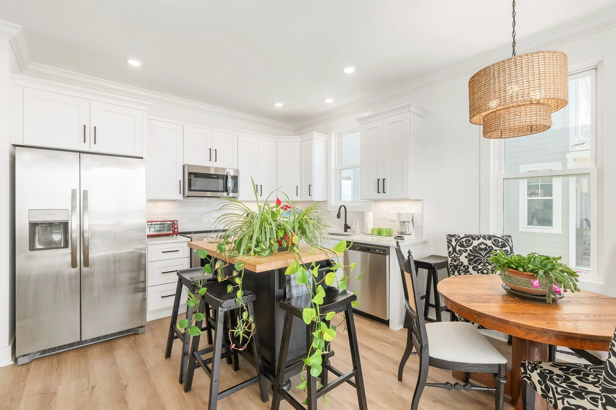 10-web-or-mls-chadwick-visuals-312-glenn-st-101.jpg