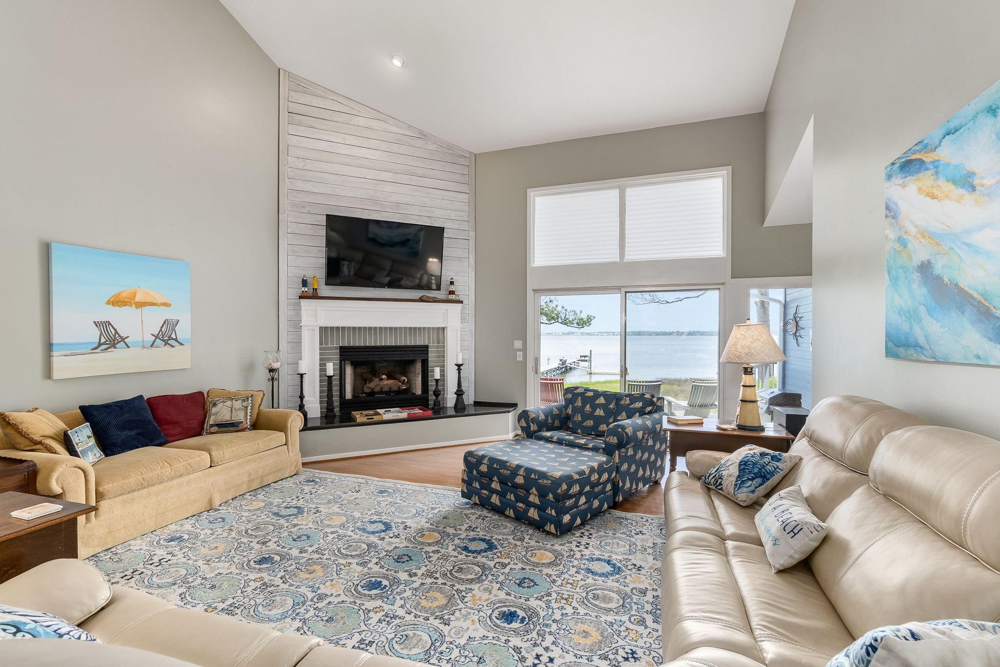 48-web-or-mls-cchadwick-visuals-166-oakleaf-dr-49.jpg