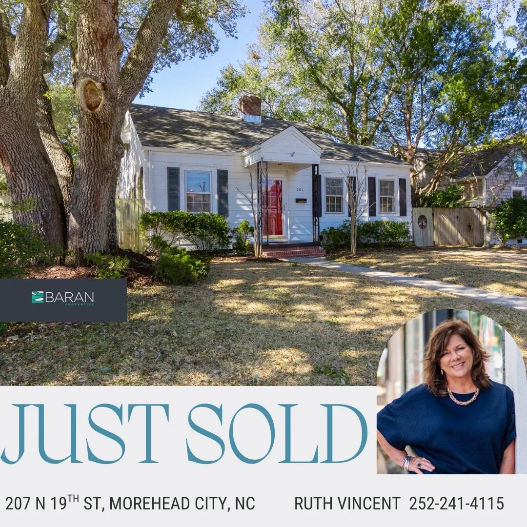 ✨ Just Sold! ✨
This downtown Morehead City cutie closed over list price and in record time! So happy for our sellers on a smooth and successful sale, and excited for the buyers who now get to enjoy this special spot in the heart of Morehead City. ⚓️