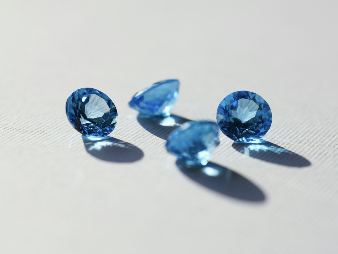 💎 Les pierres précieuses et les pierres de naissance