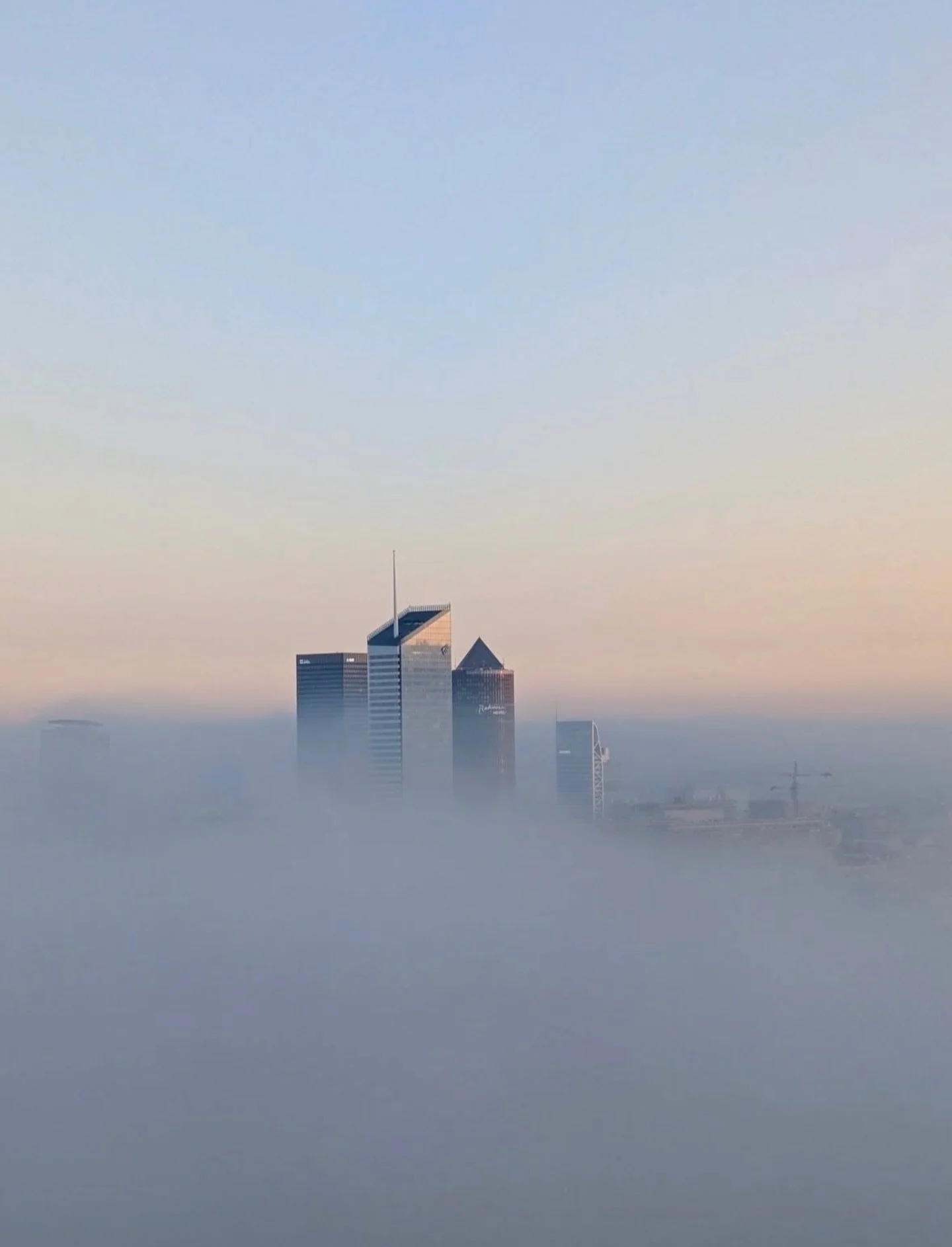 LYON par @isabelle.357 ☁️🤍