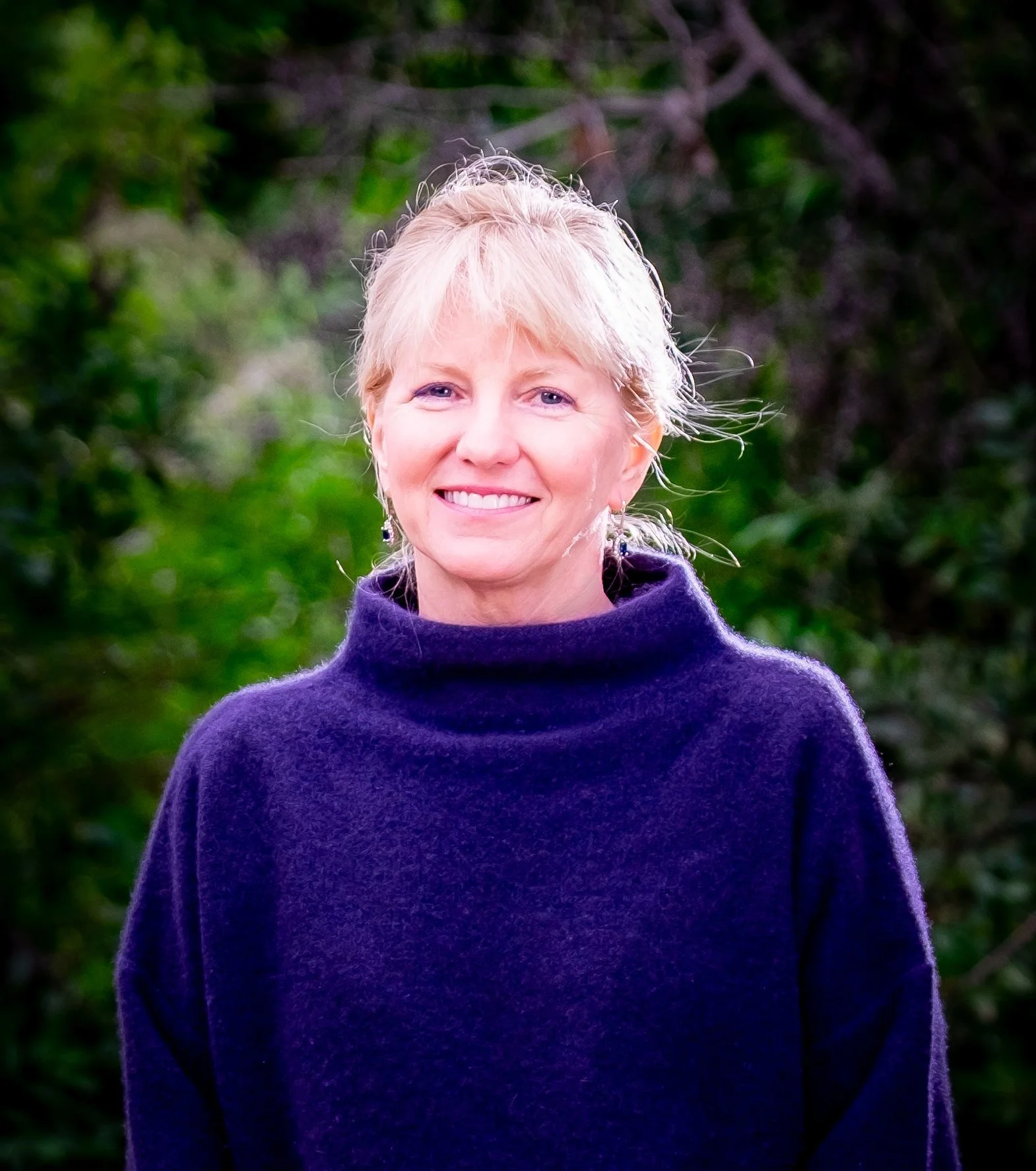 Portrait of intuitive healer Liz Kennedy