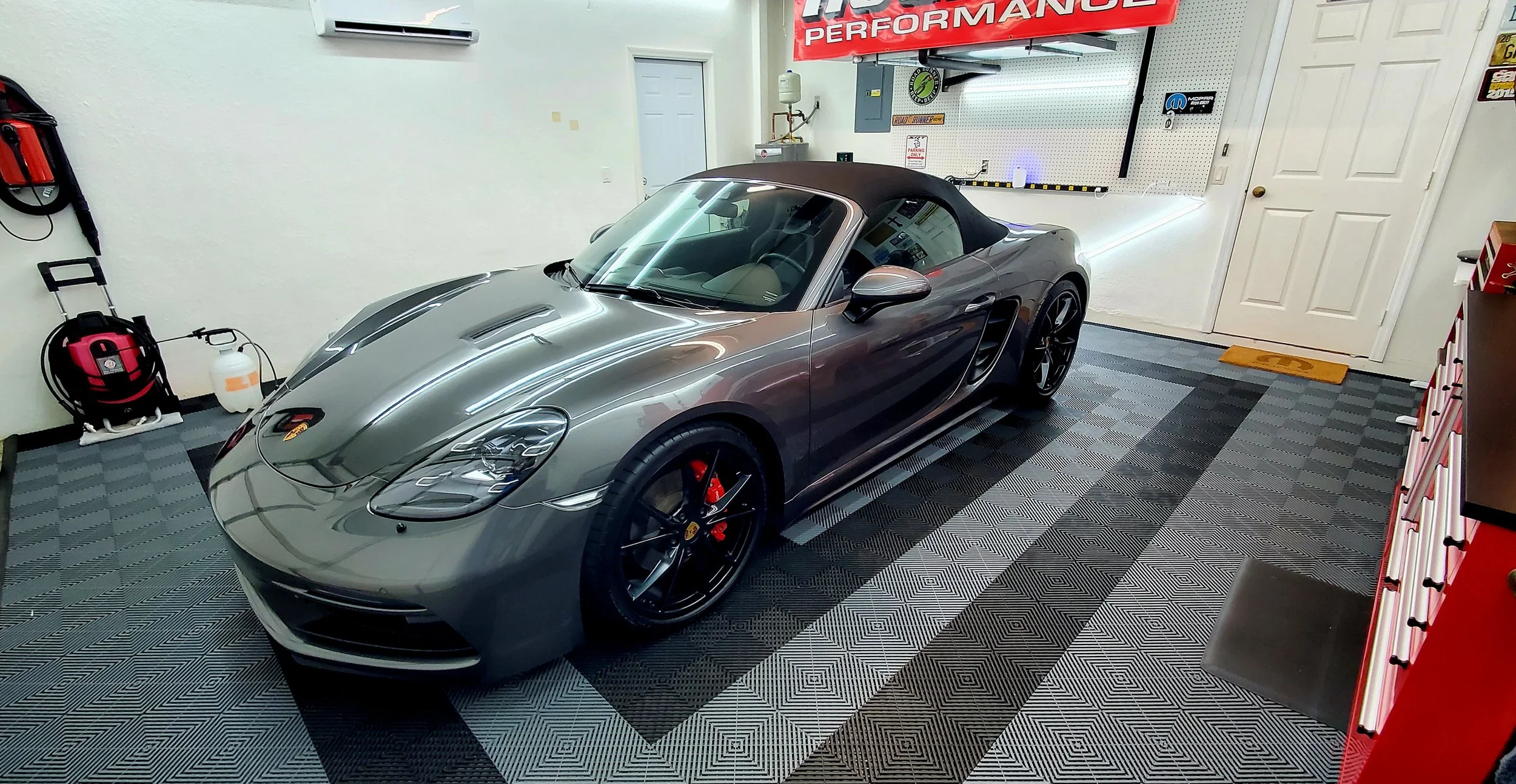 2018 Porsche 718 Boxster GTS