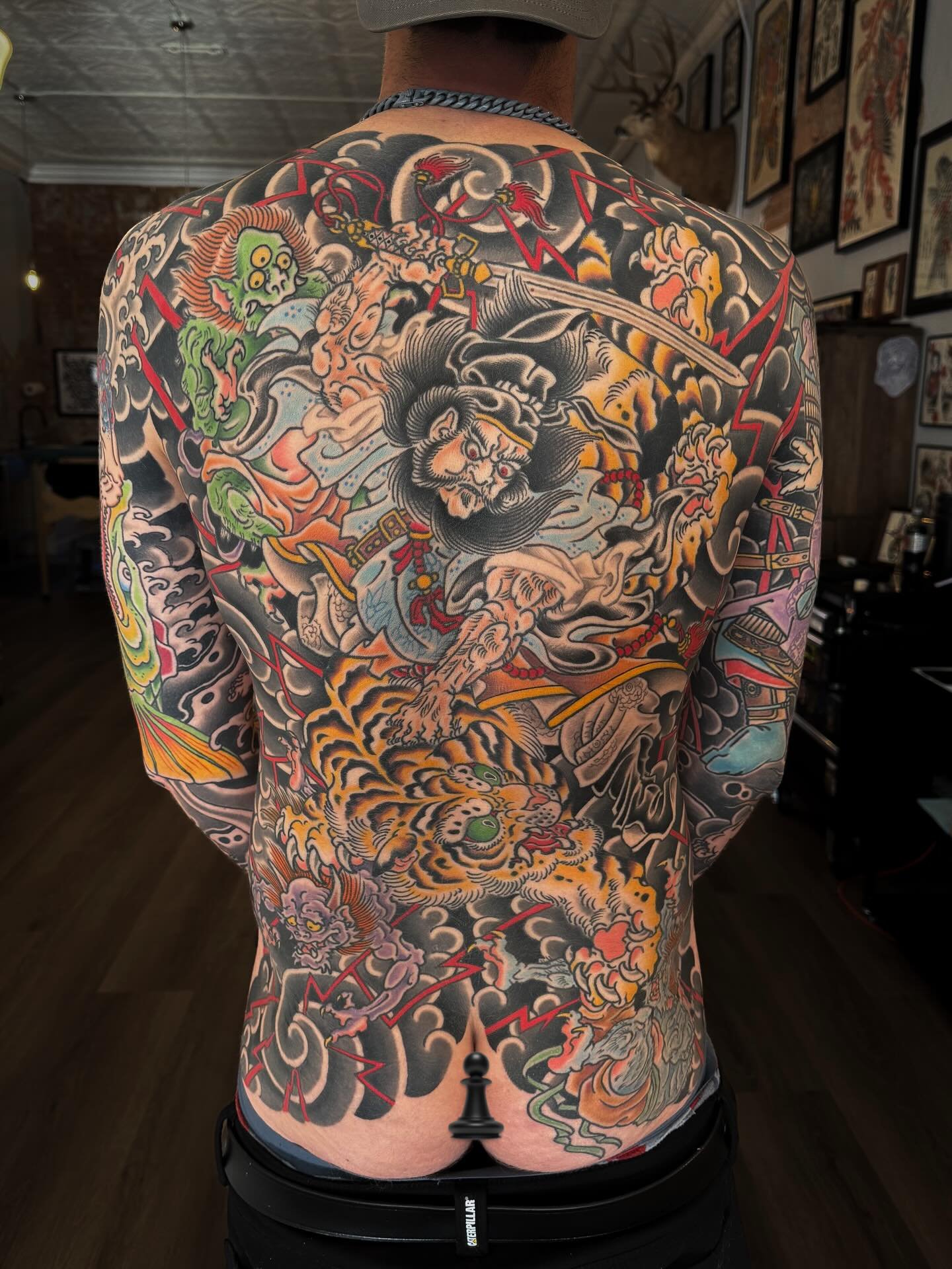 Back piece done by @ryanbuttar 

Contact Ryan directly for appointments 

#lethbridgetattoo #yqltattoo #calgarytattoo #shokitattoo #holyghostlethbridge