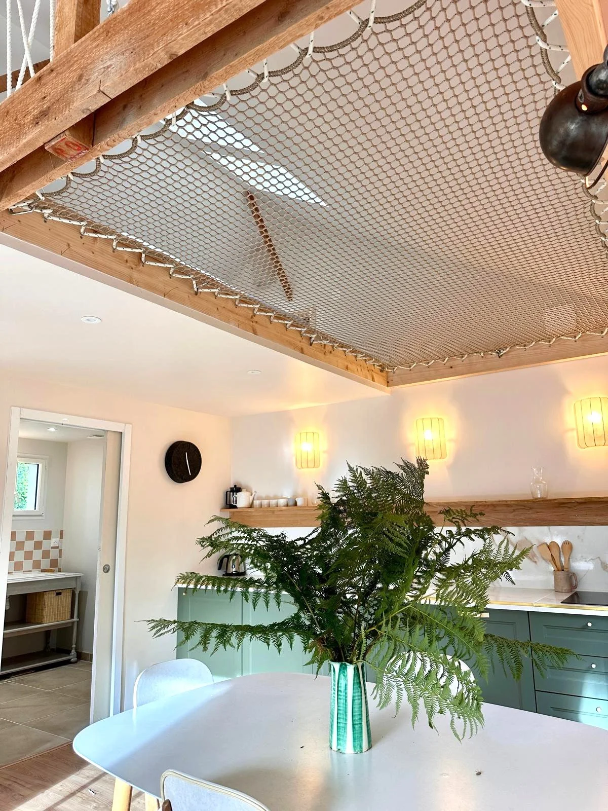 cuisine et salle d'eau studio pleurtuit.jpeg