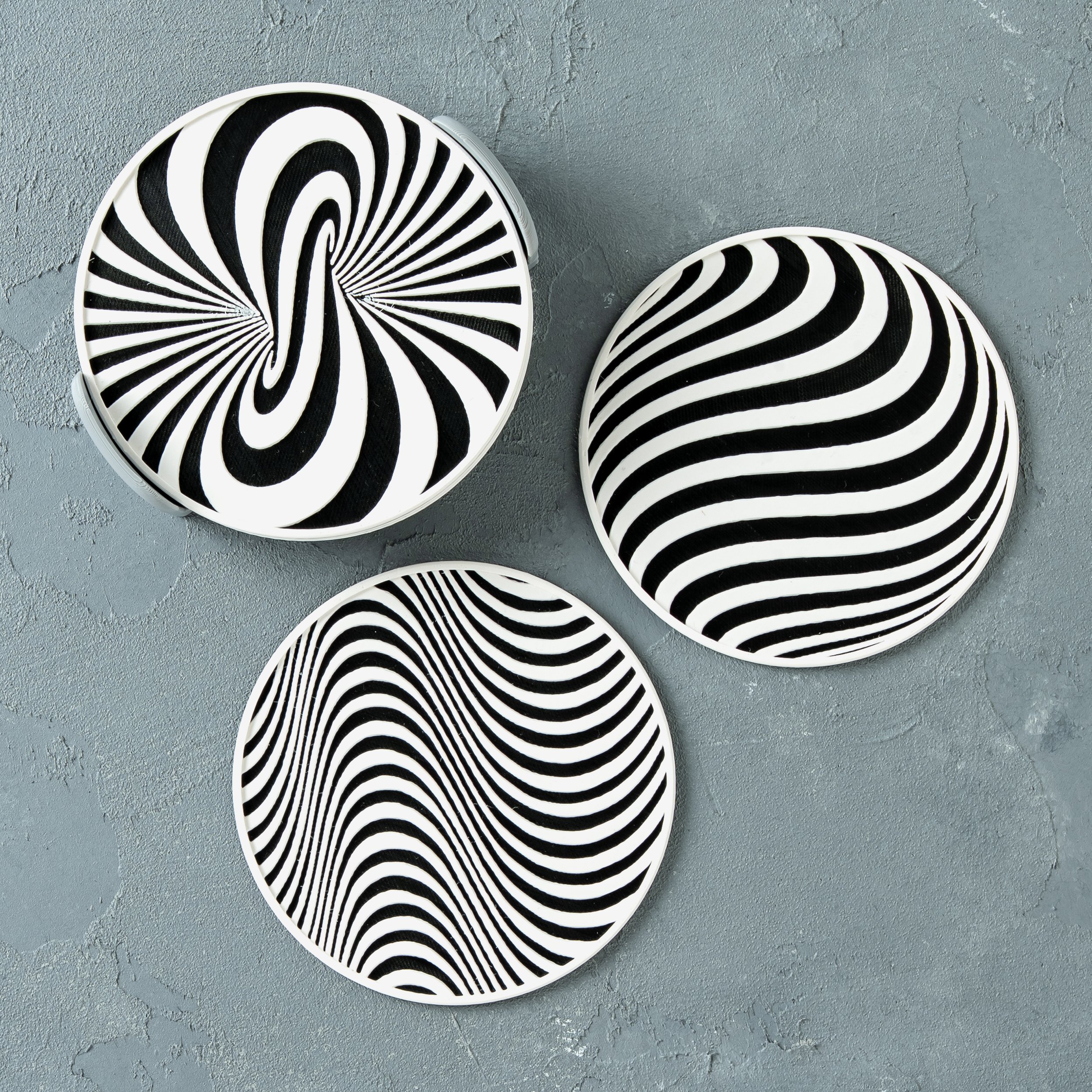 optical-illusion-coasters-1-1-01.jpg