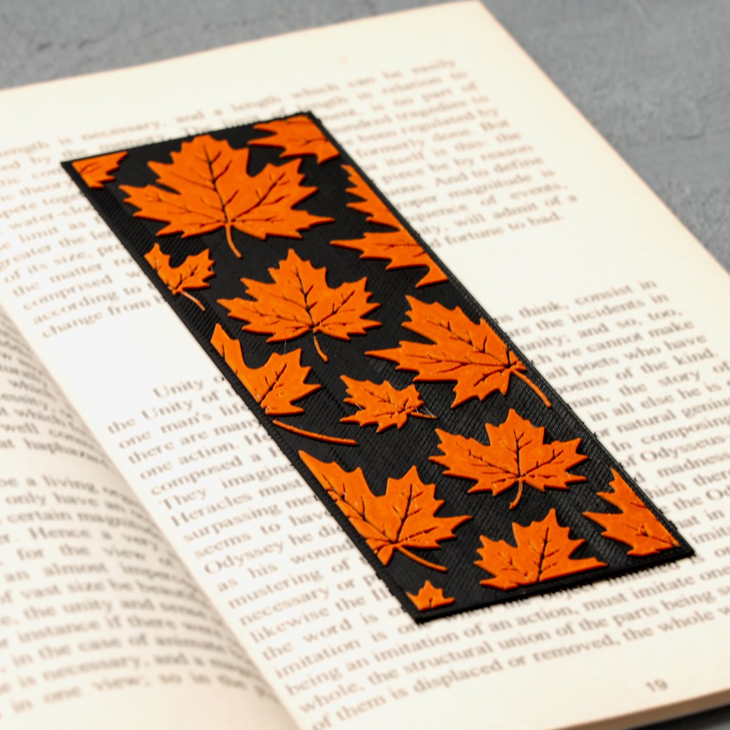 maple-leaves-bookmarks-1-1-04.jpg