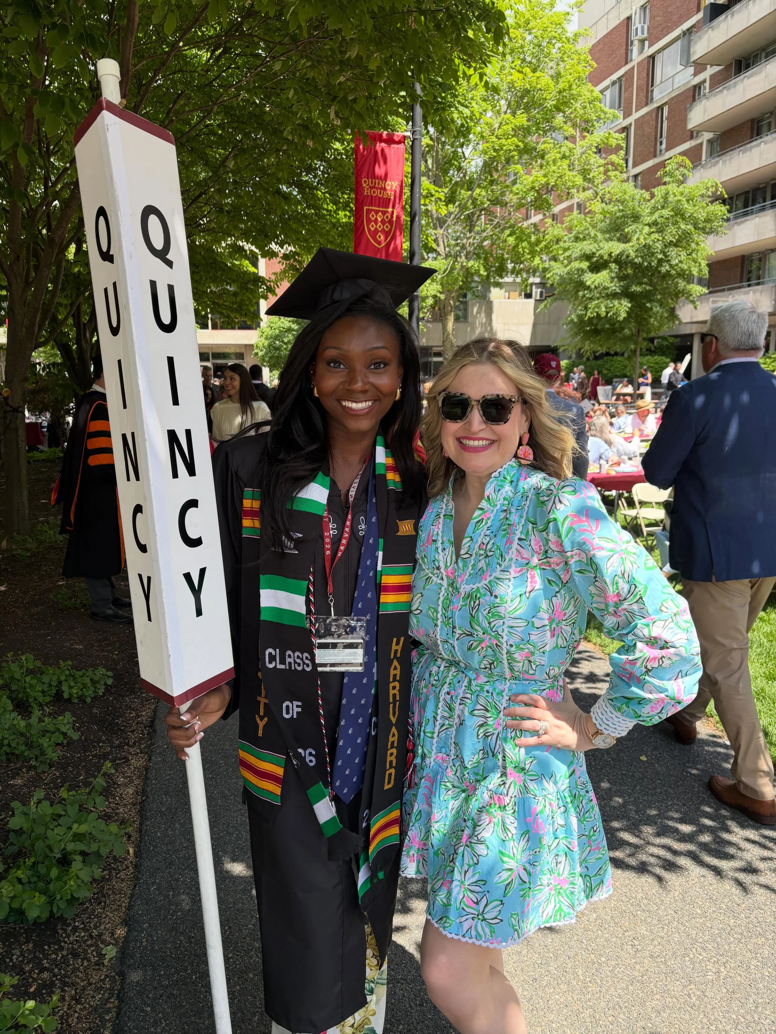 Congratulations to our former student, and current essay editor, @somto_unini on her graduation from @harvard this week. Somto represents everything we want for every @lifedesignwithla student. She utilized all of her talents to craft an application 