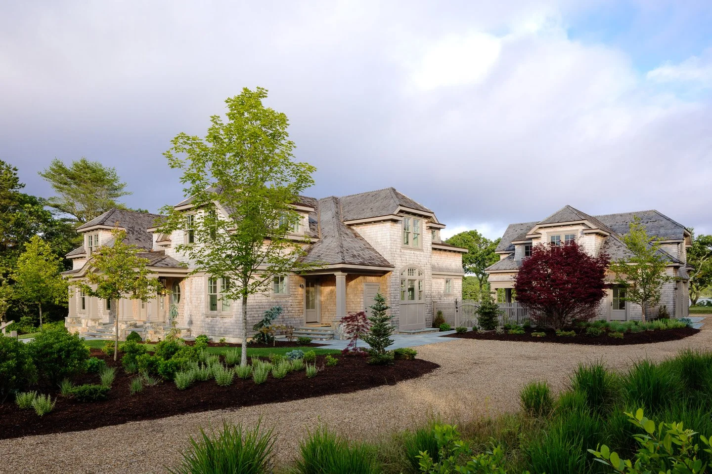 Briggs-residence and pool house with landscaping.jpg